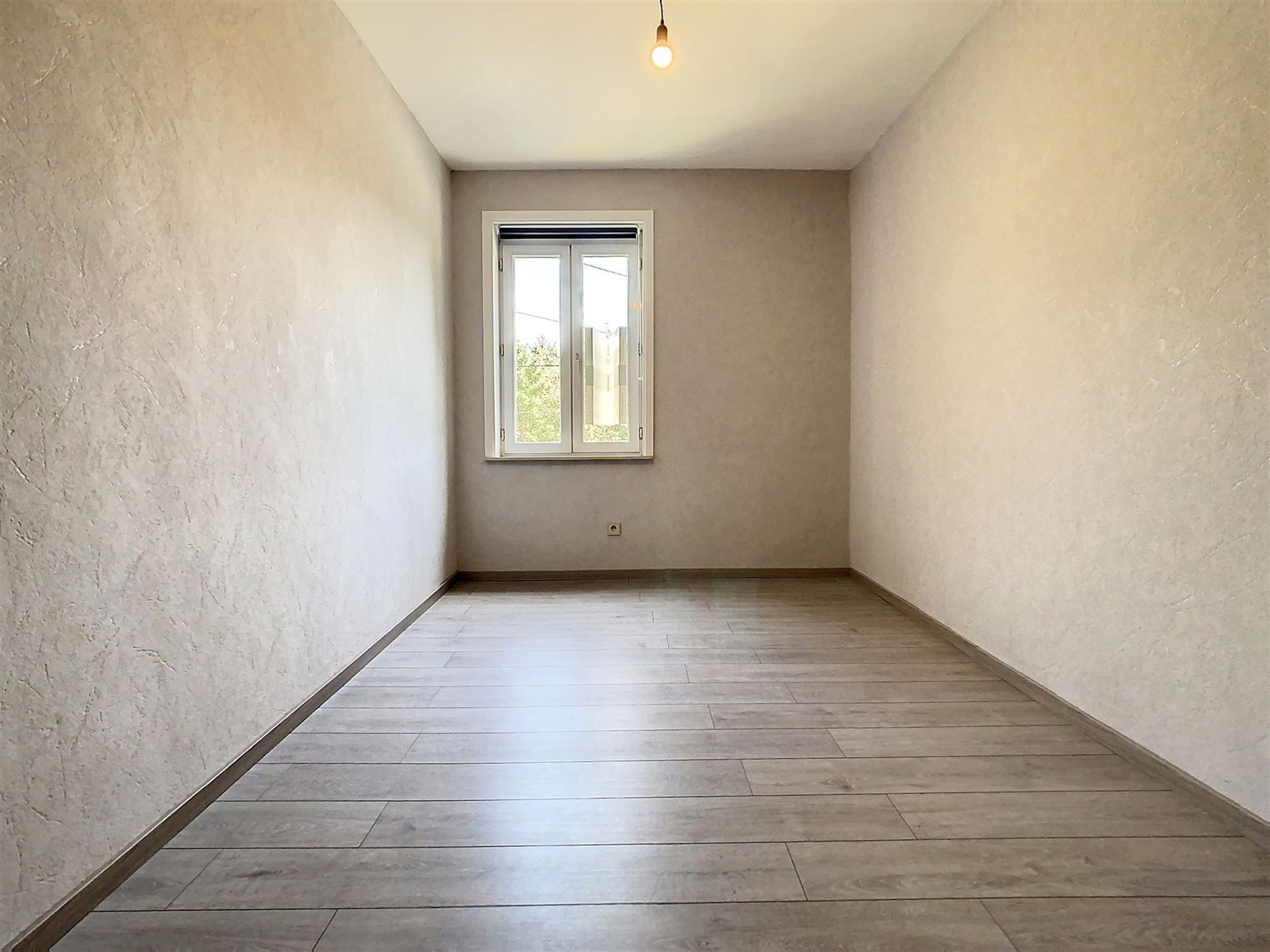 Instapklare woning, 2 slpks, tuin en garage foto 26