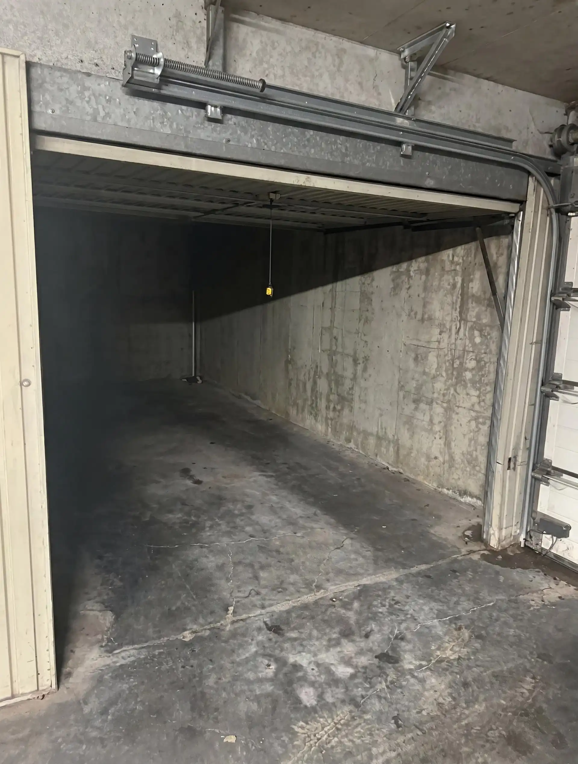 Garage te huur in het centrum van Aalst foto 2
