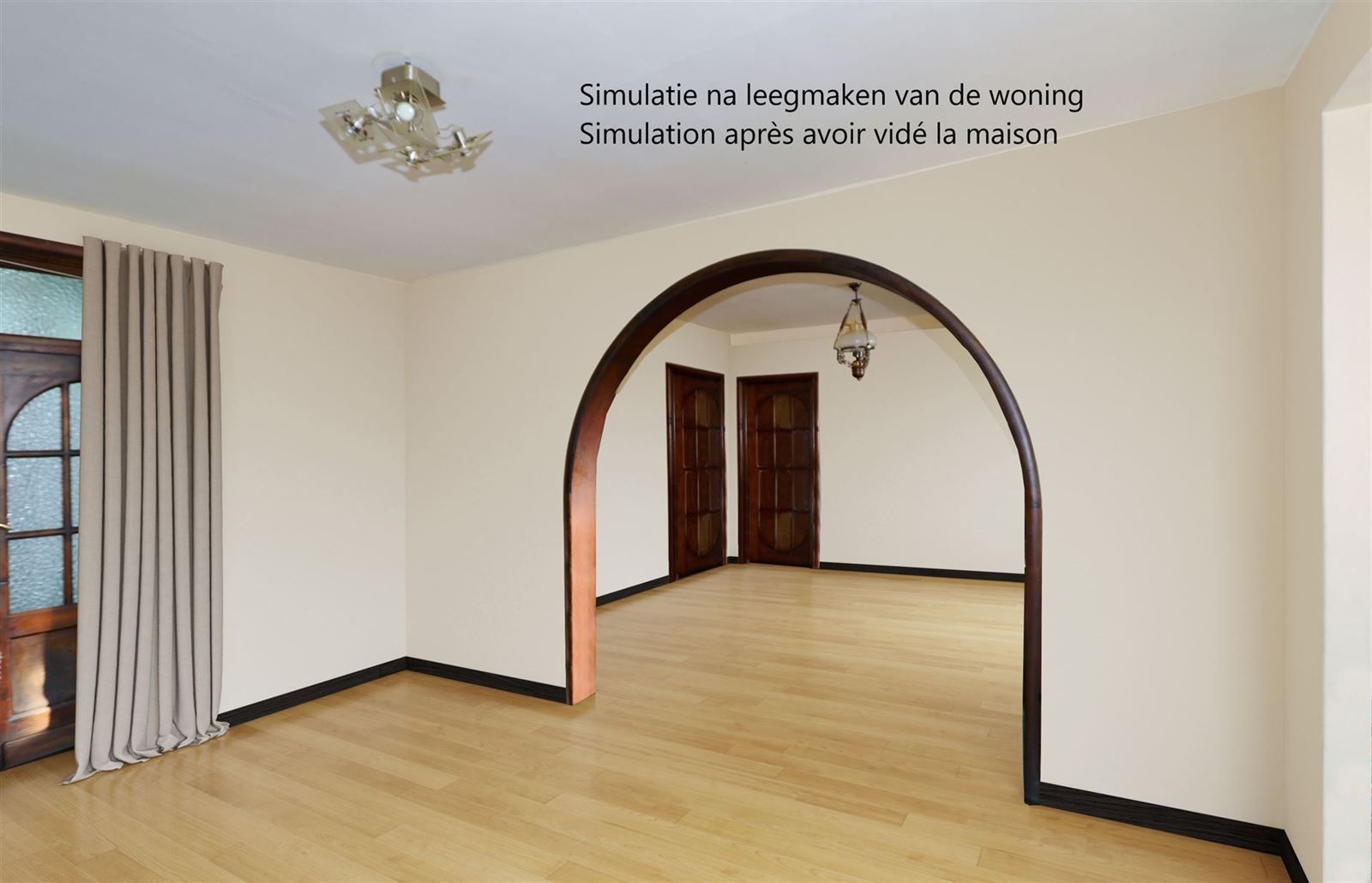 Te renoveren woning met grote garage foto 5