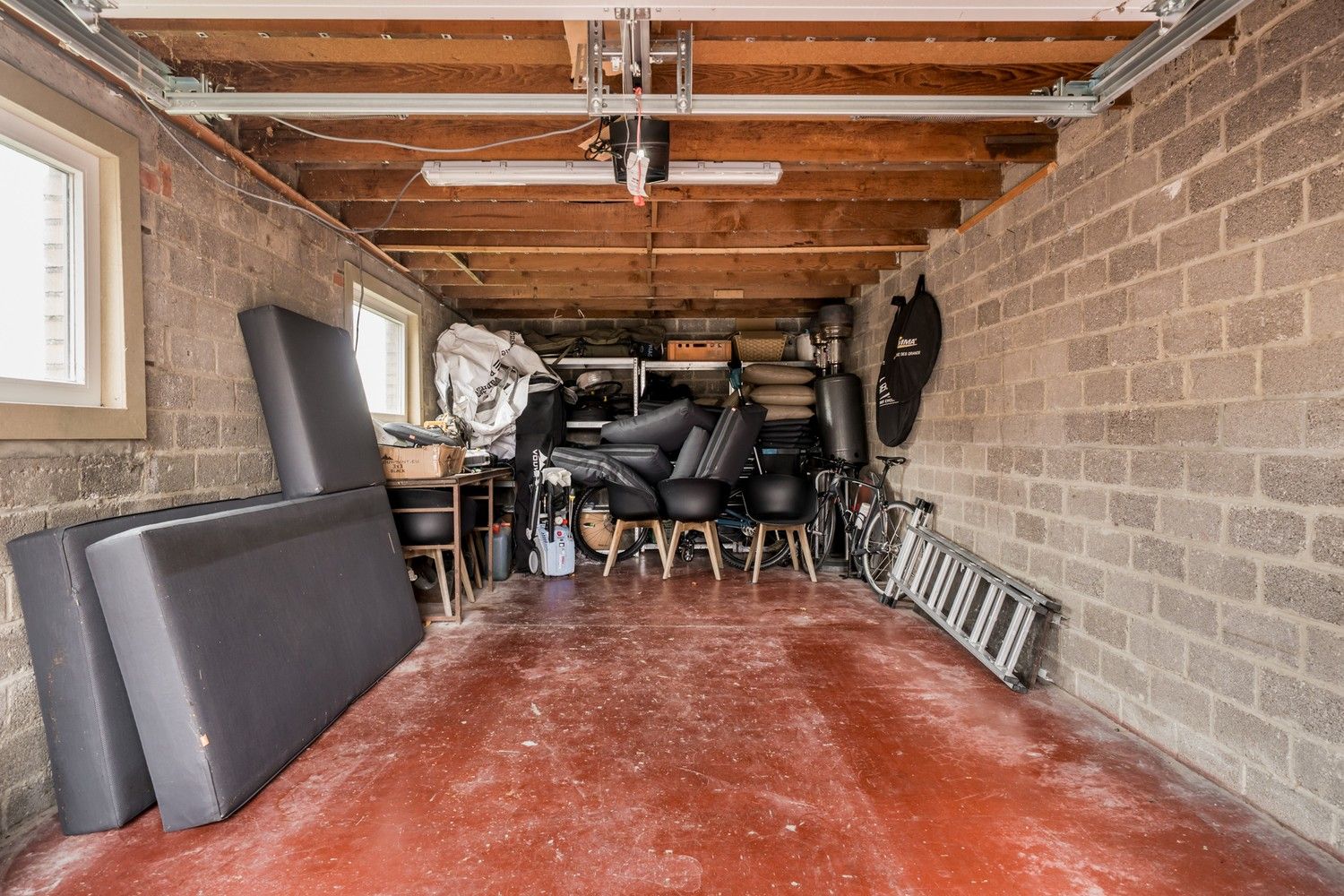 Halfopen bebouwing met ruime garage en prachtig uitzicht op de velden foto 26