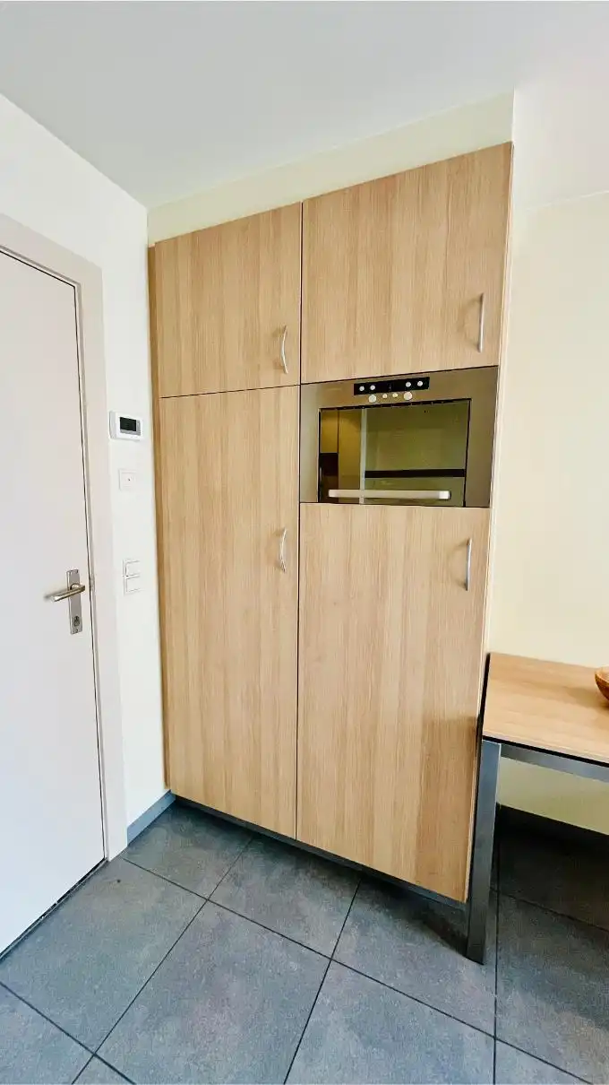 Instapklaar gemeubeld 2-slaapkamer appartement op topligging in Wenduine – vlak bij zee! foto 8