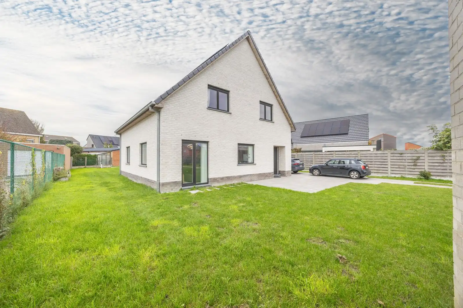 Recente vrijstaande villa op een royaal perceel (1044 m2) foto 22