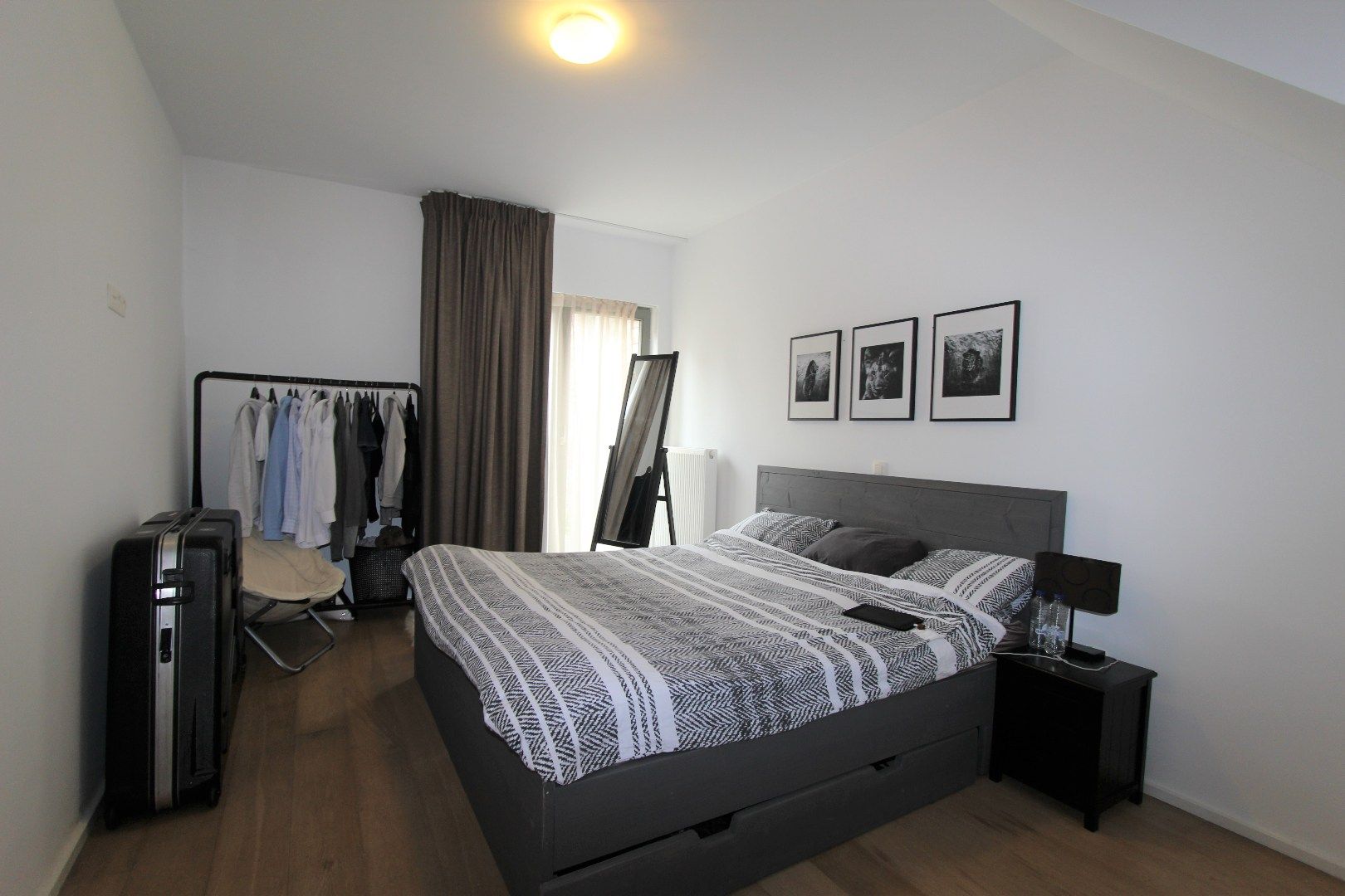 MODERN GELIJKVLOERS APPARTEMENT MET GROOT TERRAS EN PRIVATE PARKING foto 8