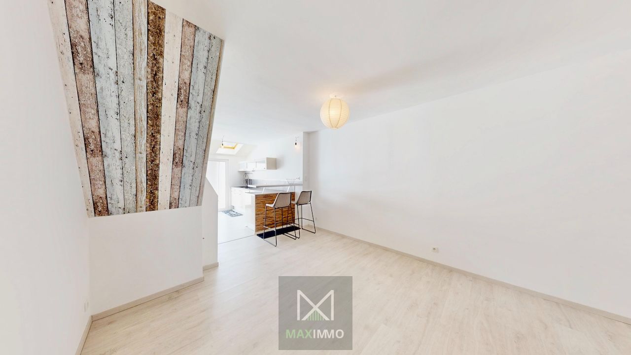 Gerenoveerde woning met 3 slaapkamers en stadstuin foto 4