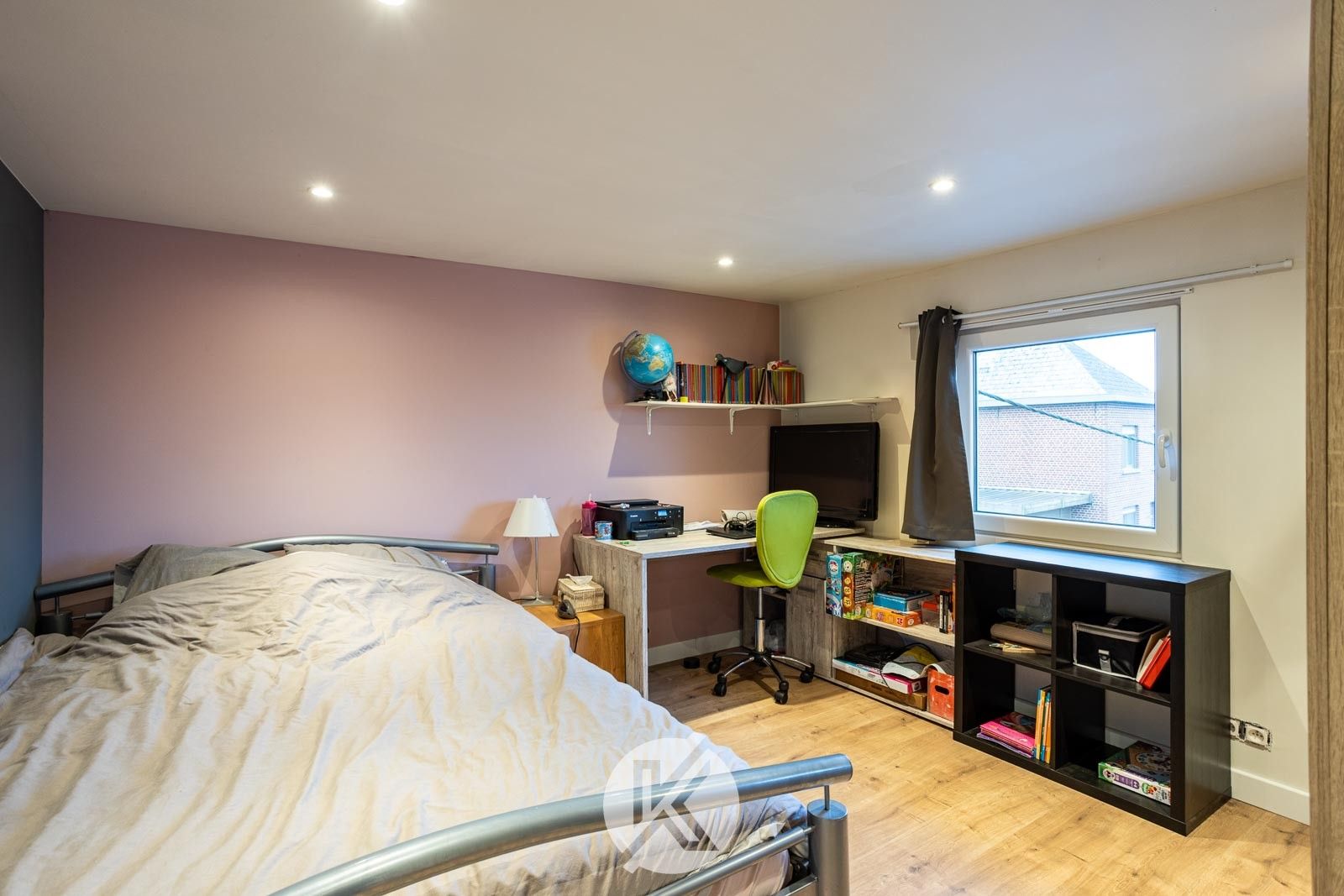 Instapklare gezinswoning met 5 slaapkamers foto 21