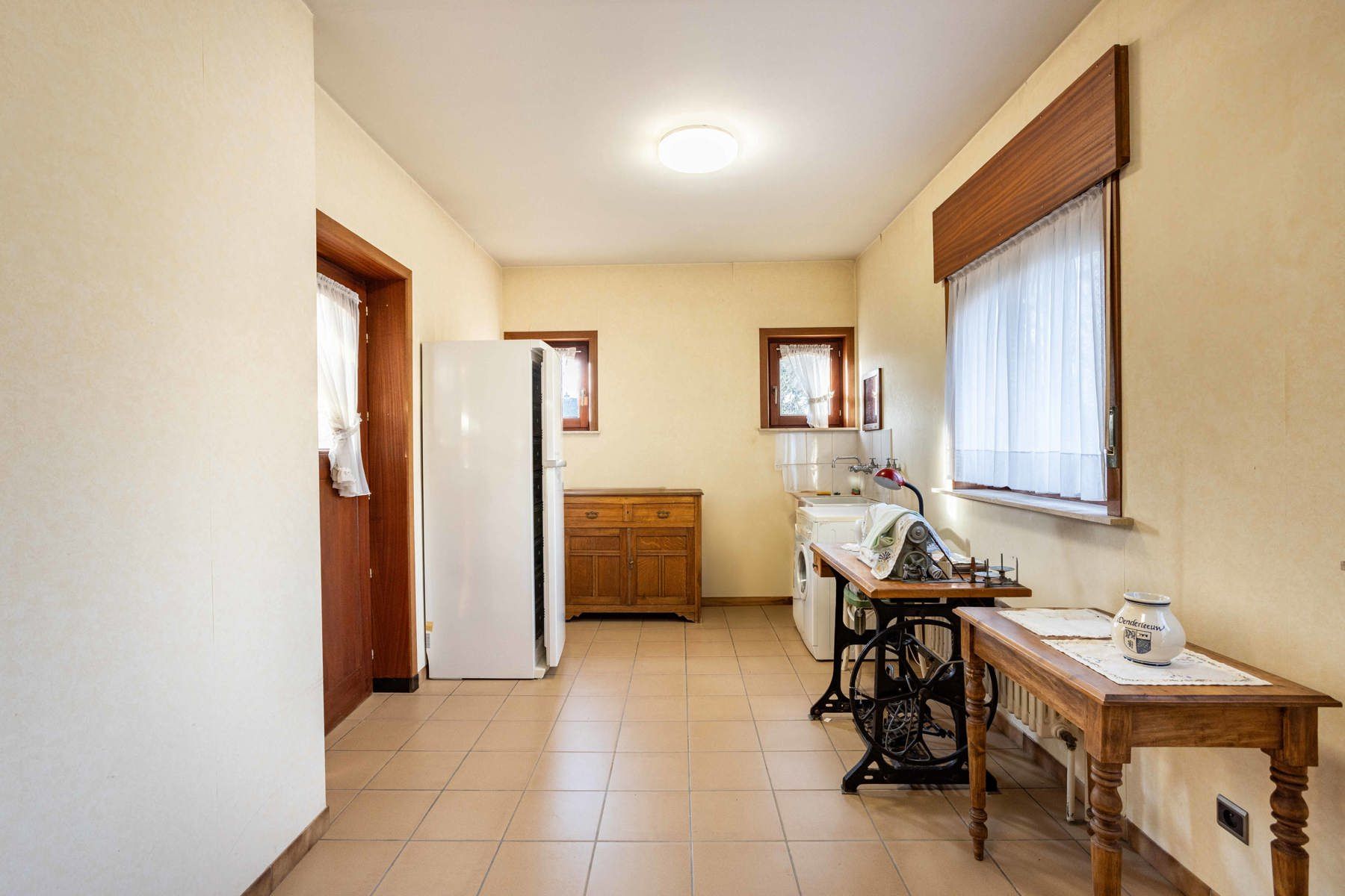 Solide open bebouwing op gunstige ligging. foto 9