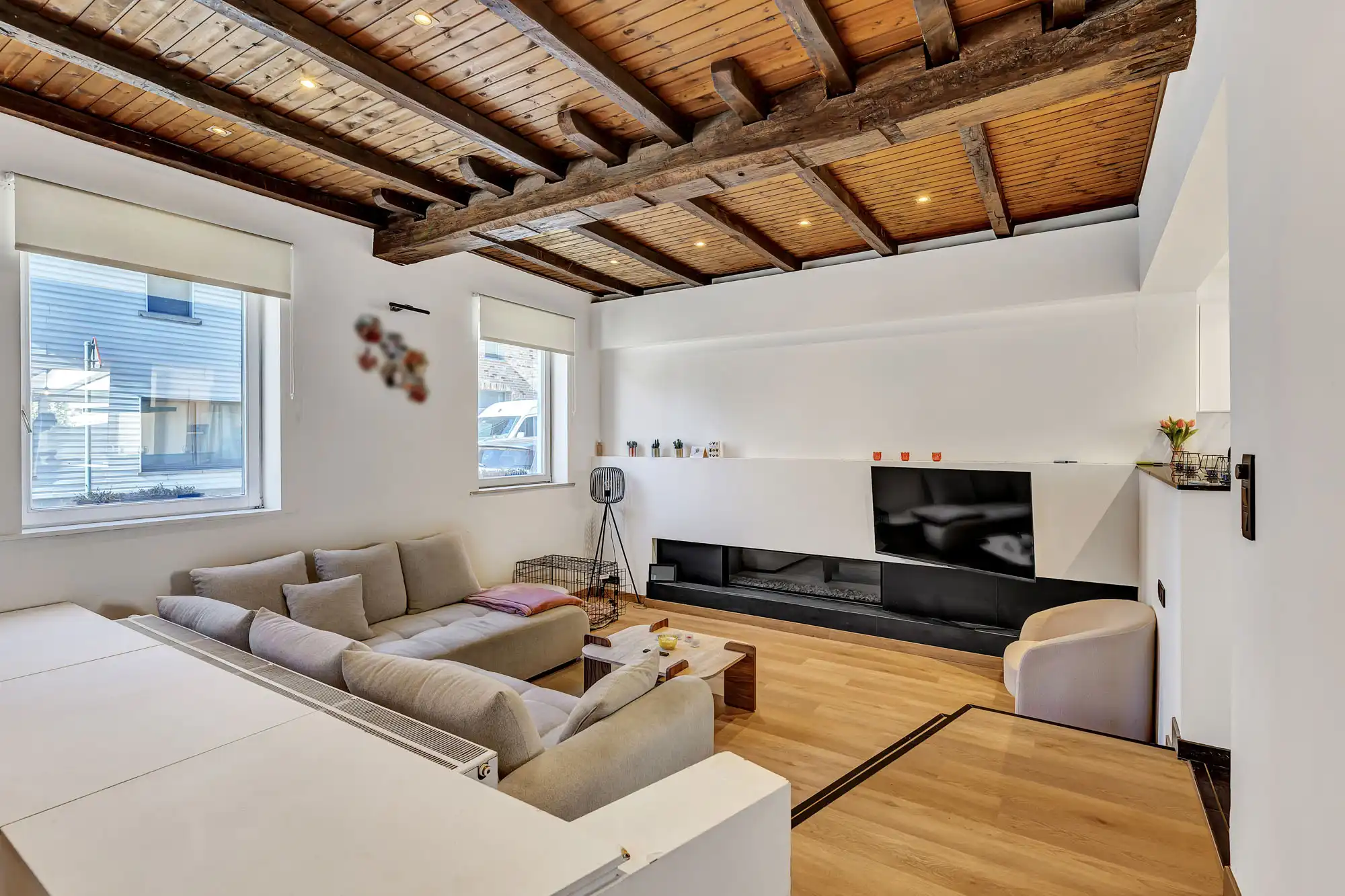 Ruime woning met 5 slpks en terras te Ninove foto 4
