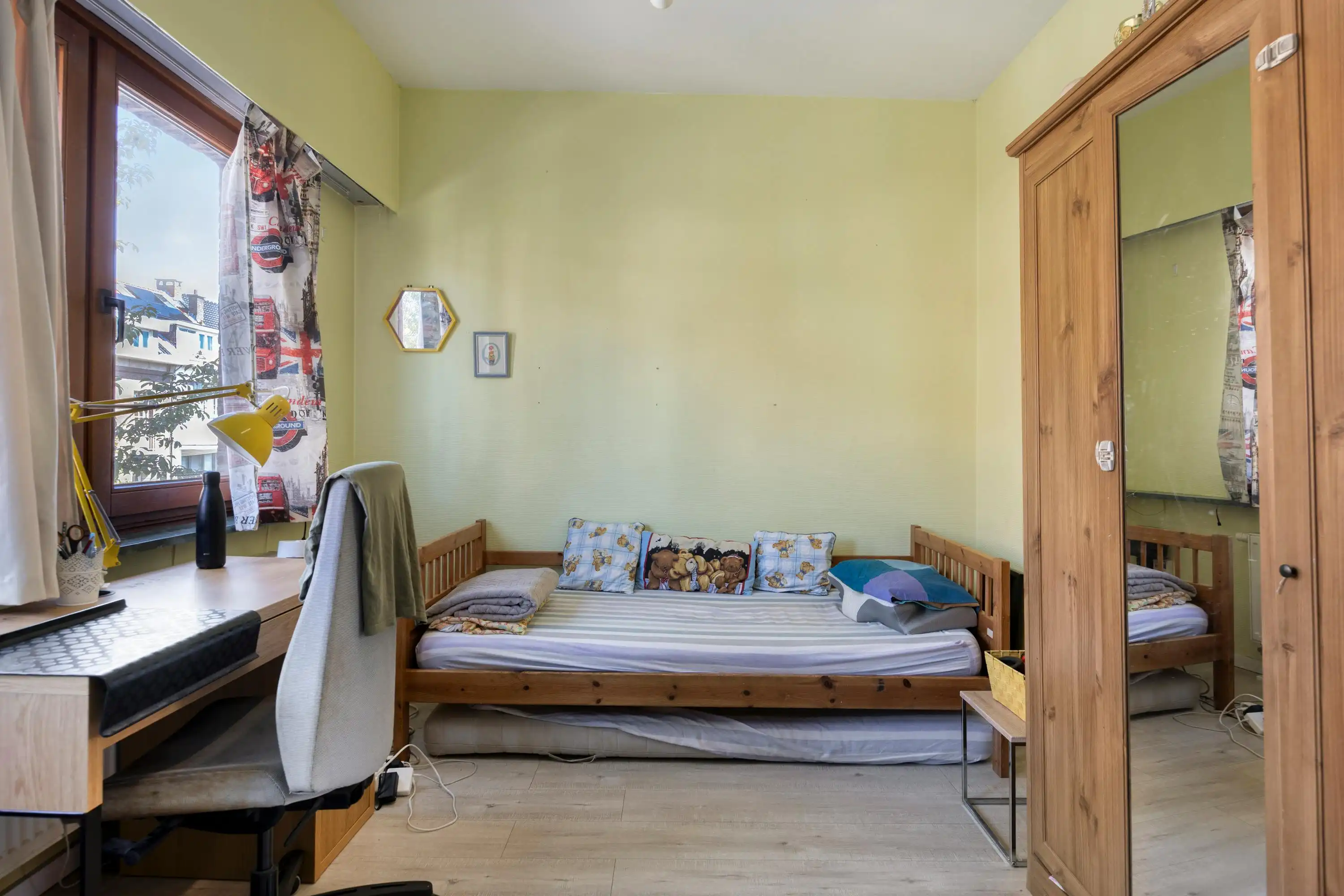 Huis met 3 slaapkamers, 3 badkamers en tuin te koop in Wilrijk foto 14