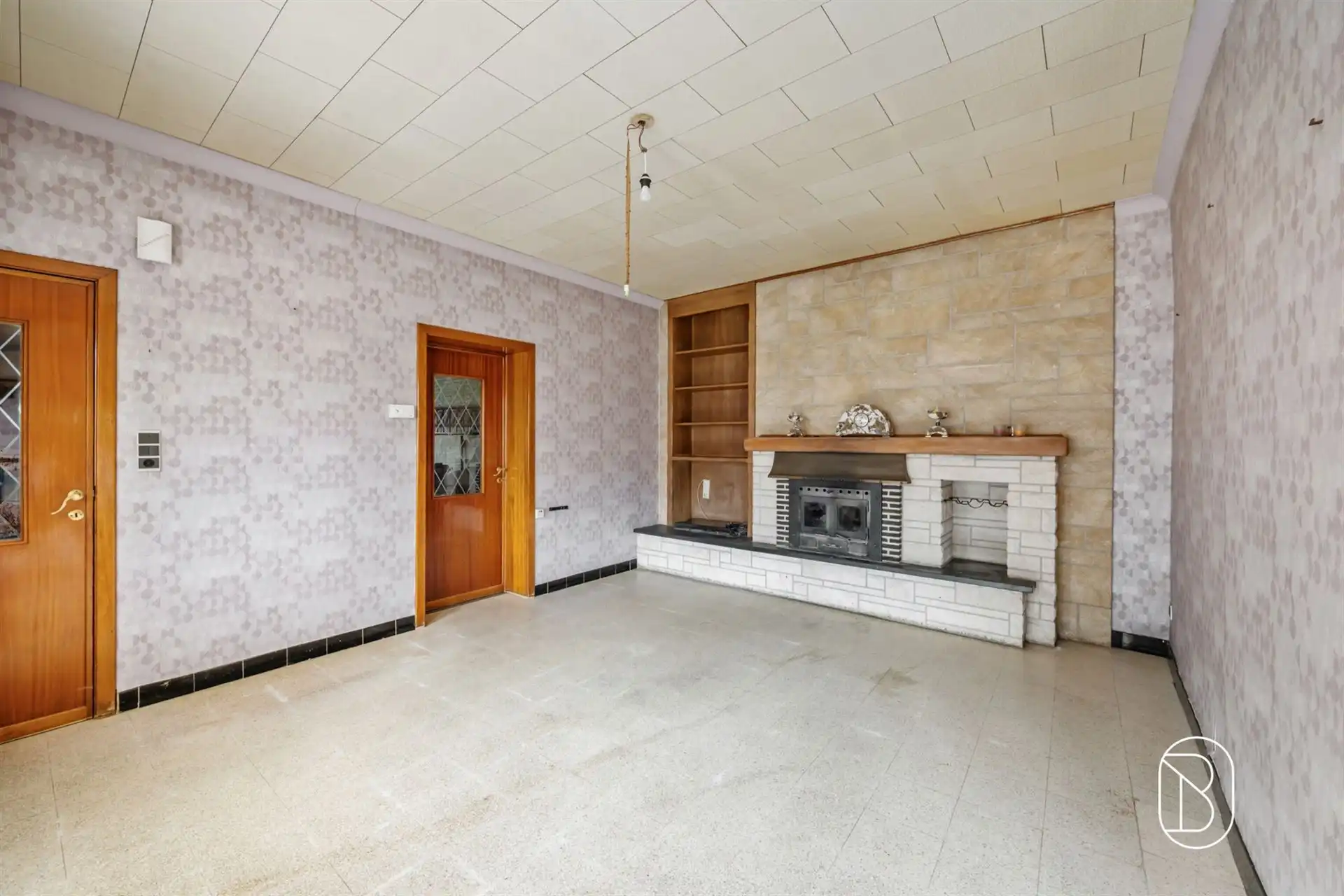 Ruime te renoveren woning met 4slk & tuin op de Valkenberg foto 18