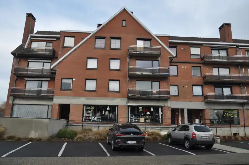Gezellig ingericht appartement met 2 slaapkamers + standplaats. foto 15