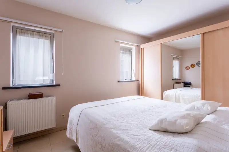 Gelijkvloers 2 slp. appartement in centrum Hoevenen foto 17