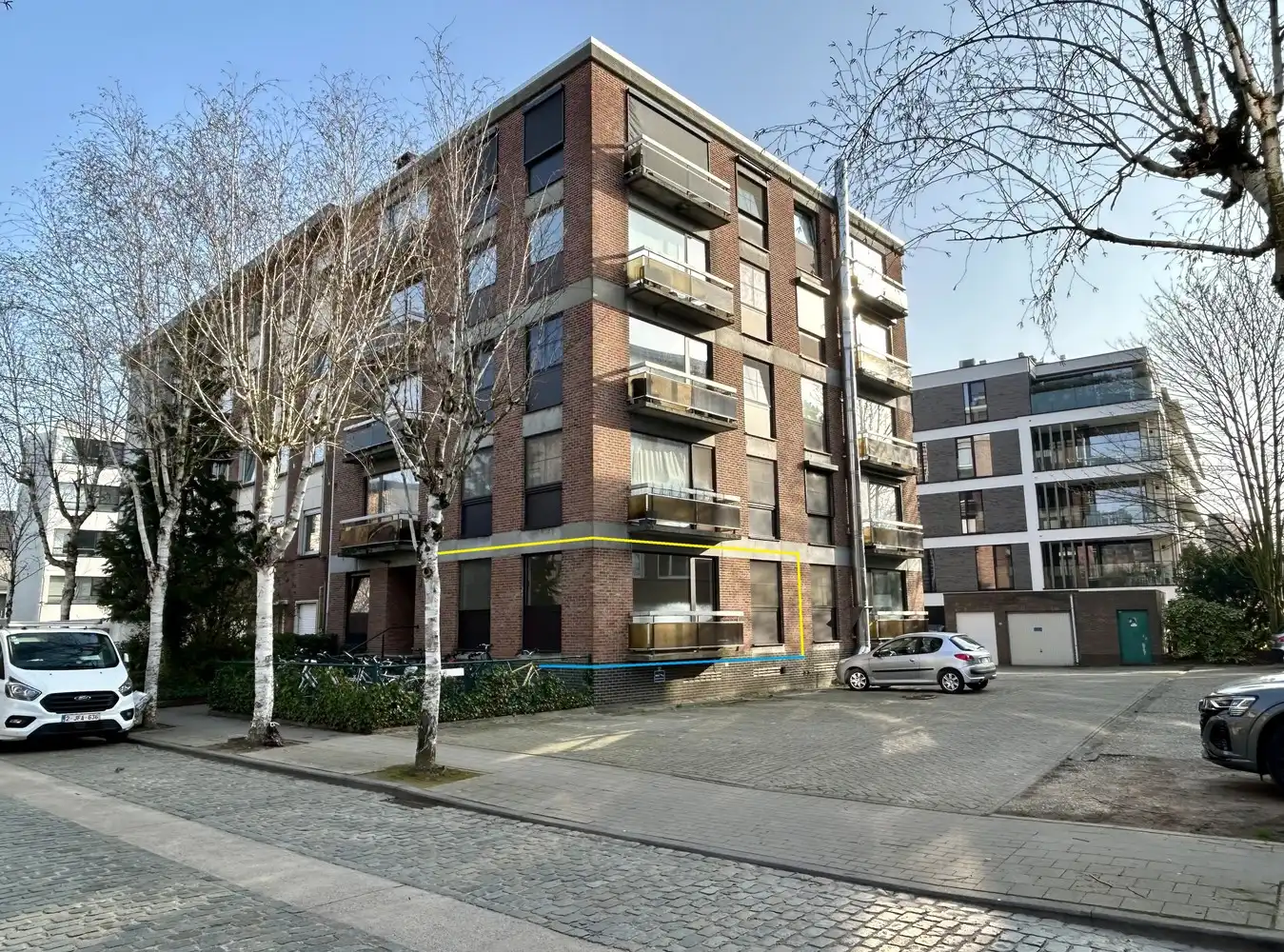 Gelijkvloerse flat met autostaanplaats op topligging binnen de Leuvense ring foto {{pictureIndex}}