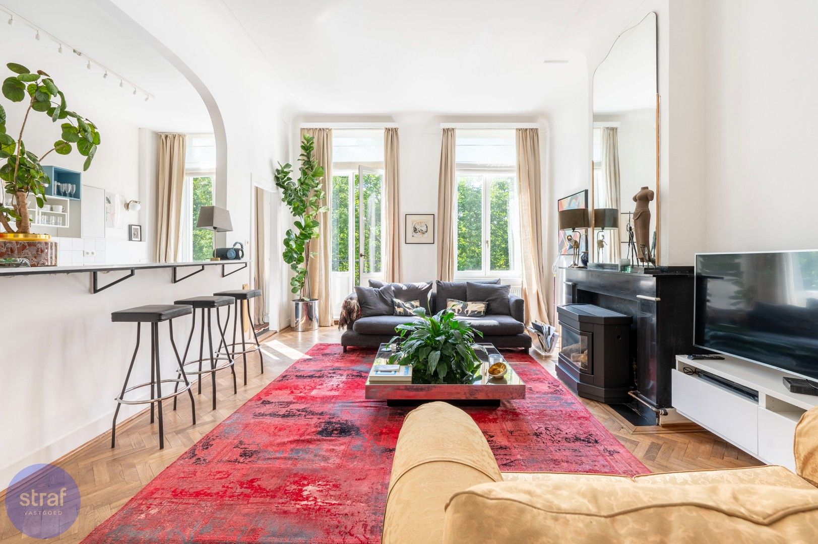 Cozy tweeslaapkamerappartement op het sprankelende Zuid! foto {{pictureIndex}}