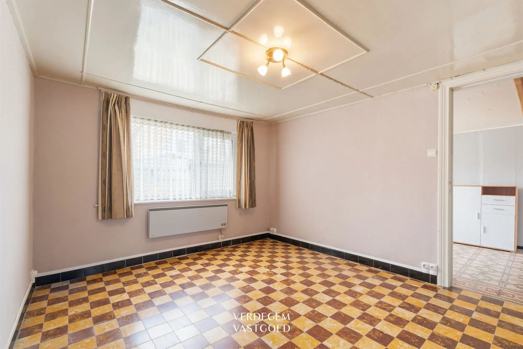 Halfopen woning op een terrein van 787m², te renoveren foto 11