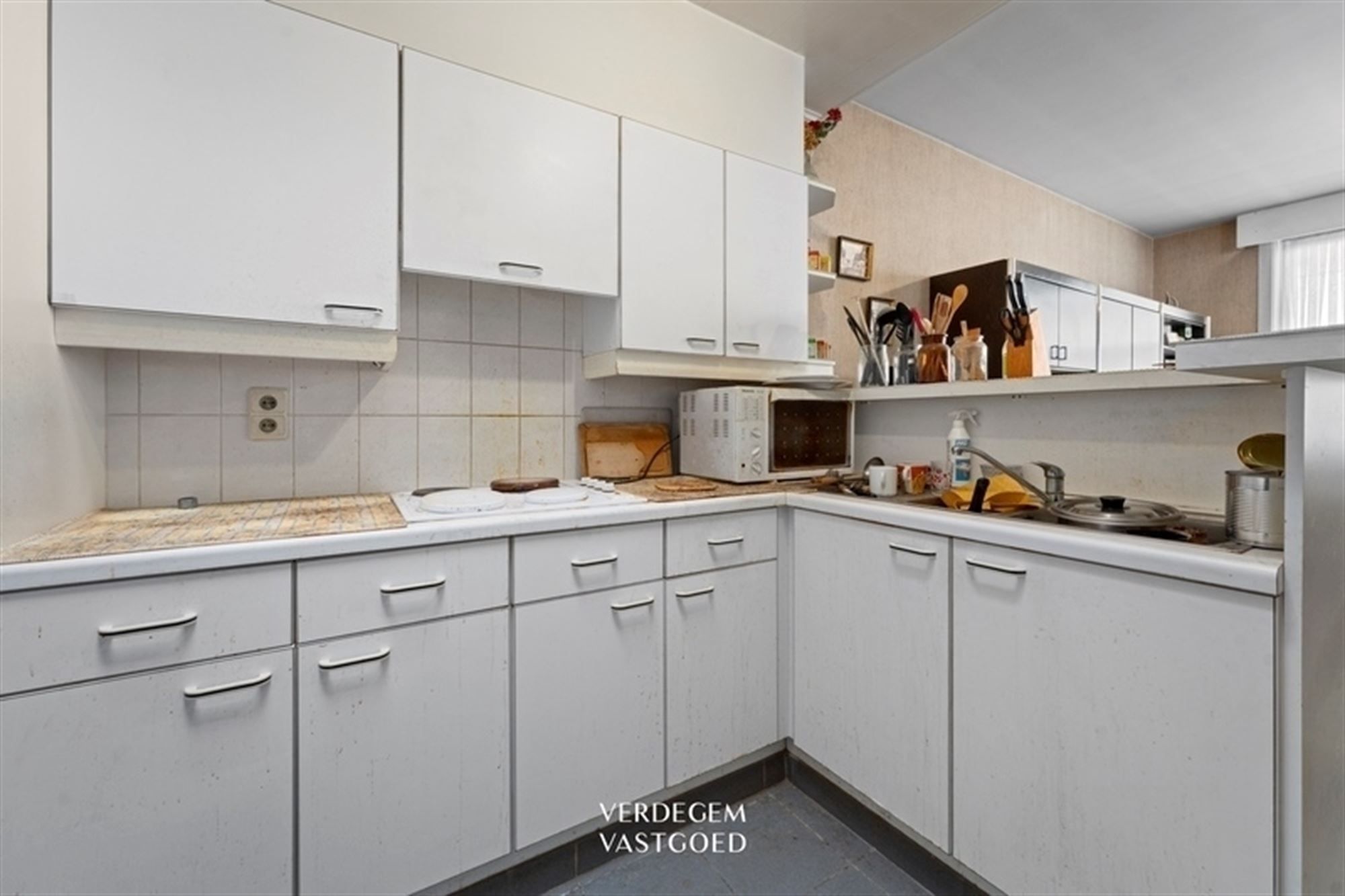 Woning met 2 slaapkamers aan het Van Beverenplein foto 2