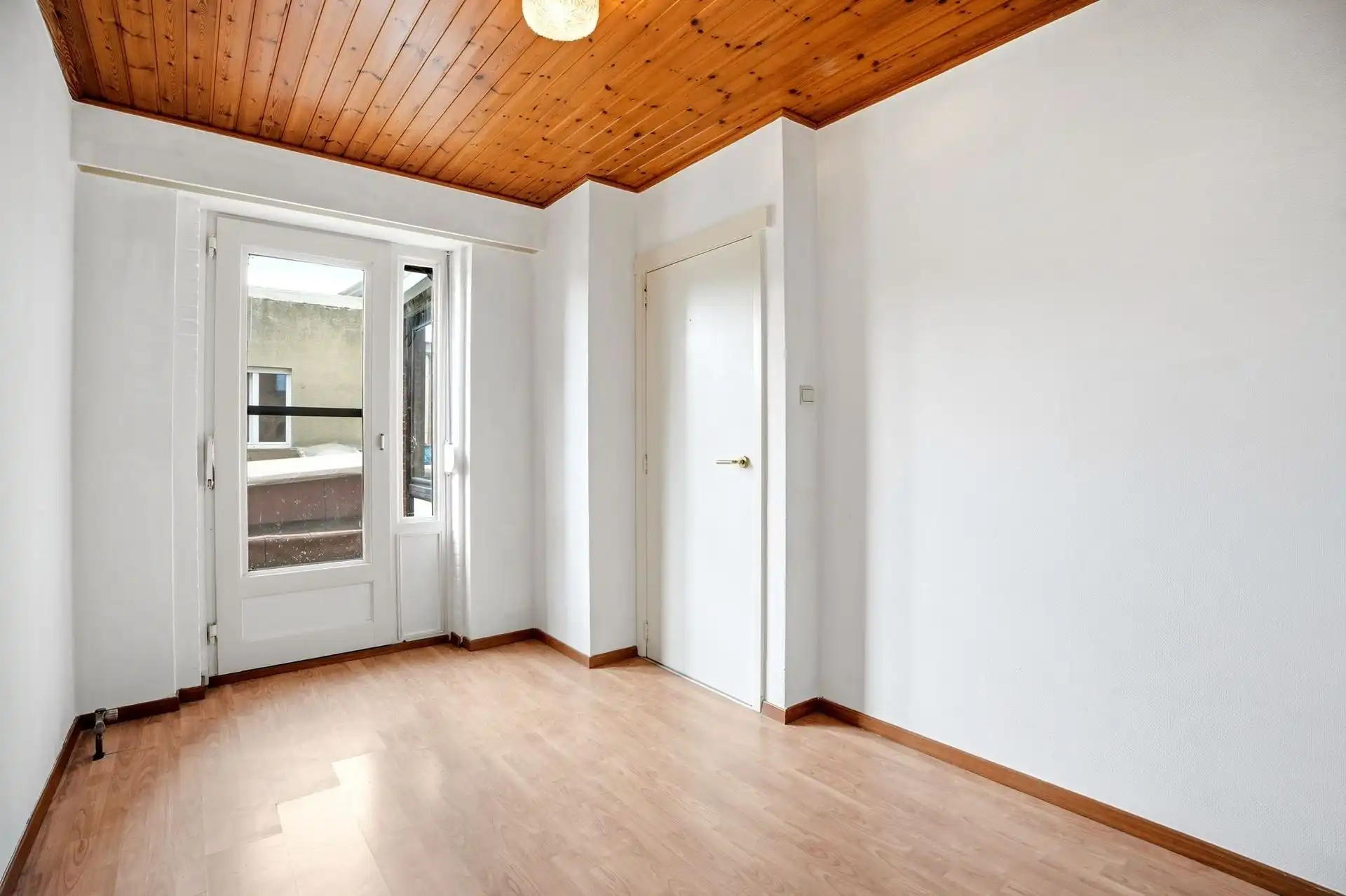 VERZORGD / 2 SLAAPKAMERS / GEEN LIFT foto 13