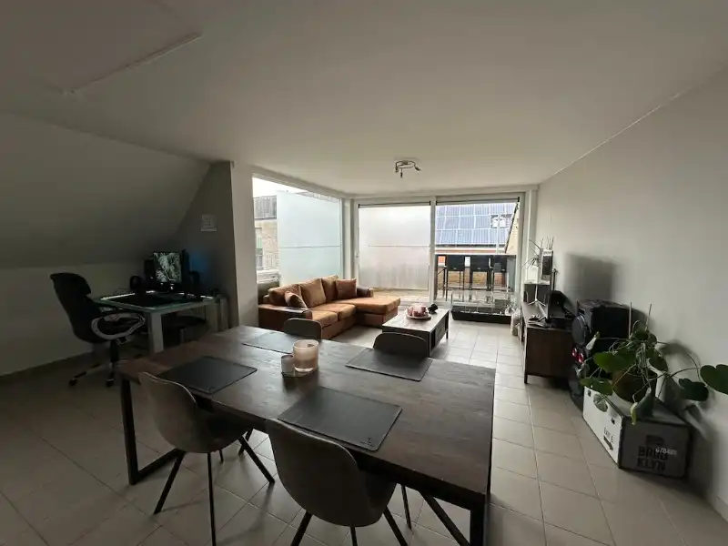 Appartement met 2 slaapkamers, terras & garage in Oedelem foto 2