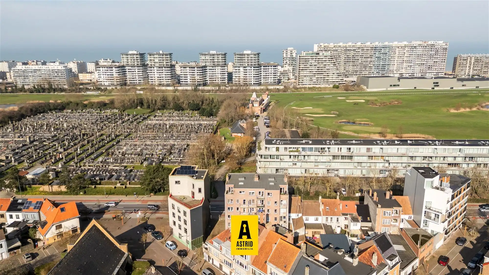 Leuk appartement met ruim terras! foto 23