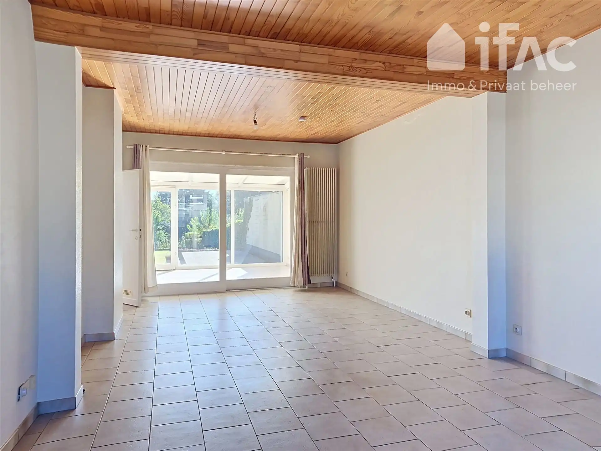 Mooi 3-gevel woning in centrum met parking&garage op 4a70ca foto 6