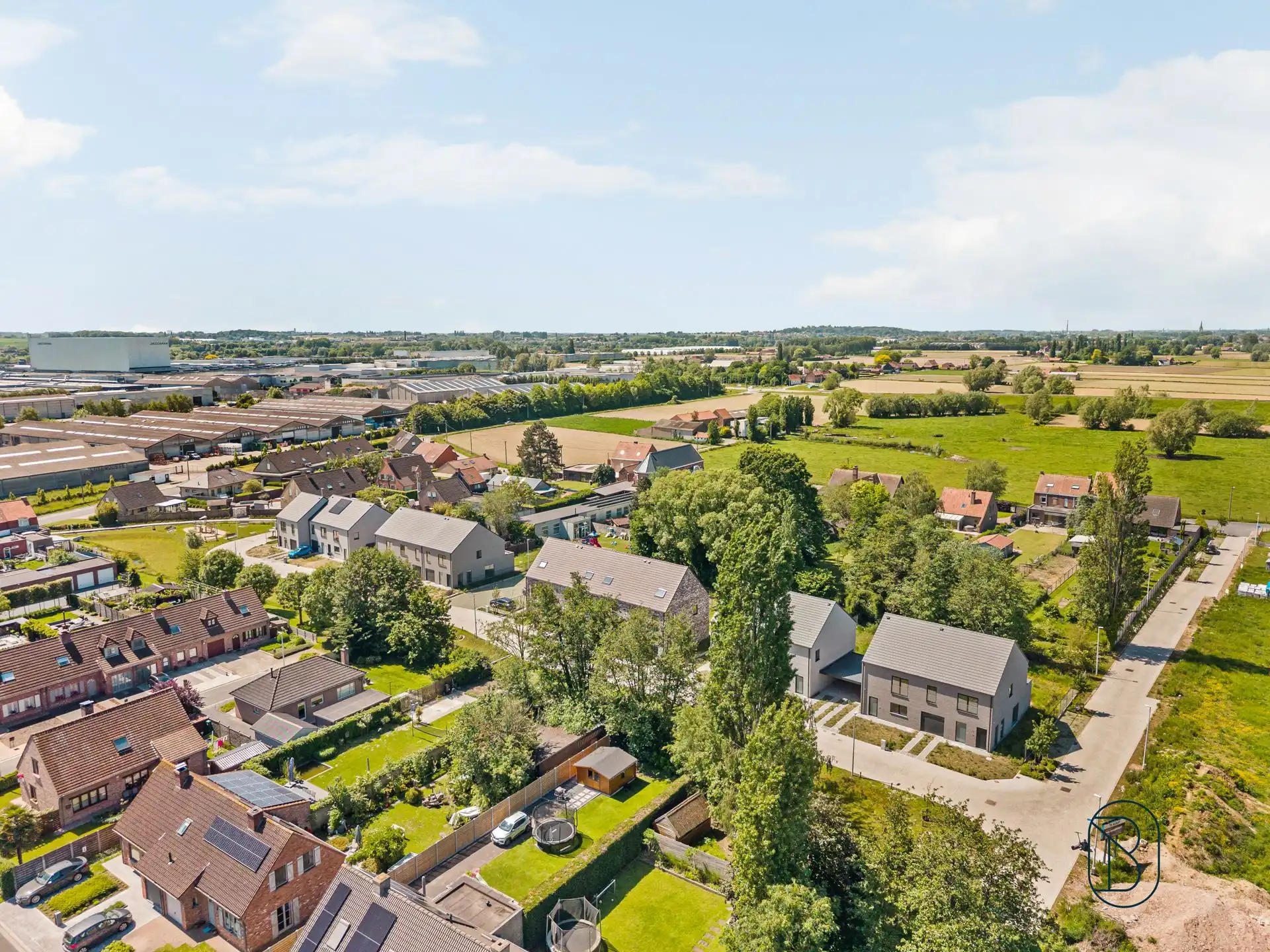Instaplklare nieuwbouwwoningen in rustige woonwijk te Menen! foto {{pictureIndex}}