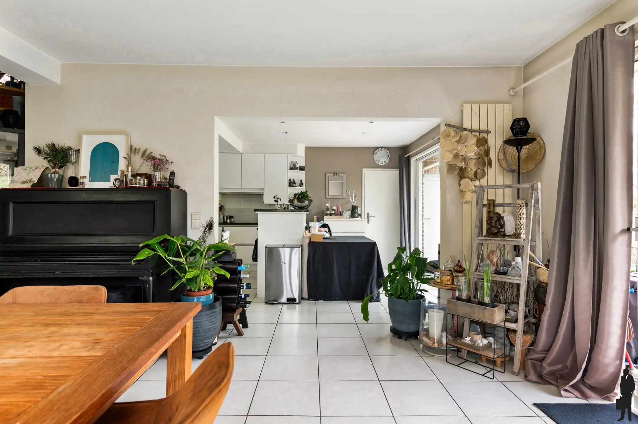 Ruime woning met 5 slpks, 2 badks en tuin met groenzicht foto 7