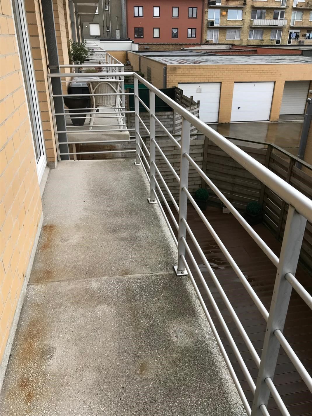 Recent appartement met terras foto 6