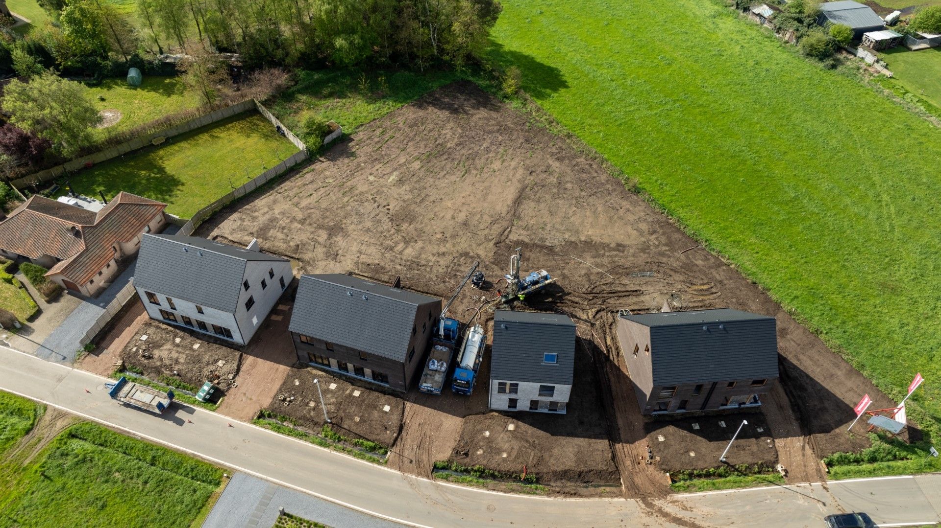 Energiezuinige halfopen bebouwing met zuid gerichte tuin foto 3