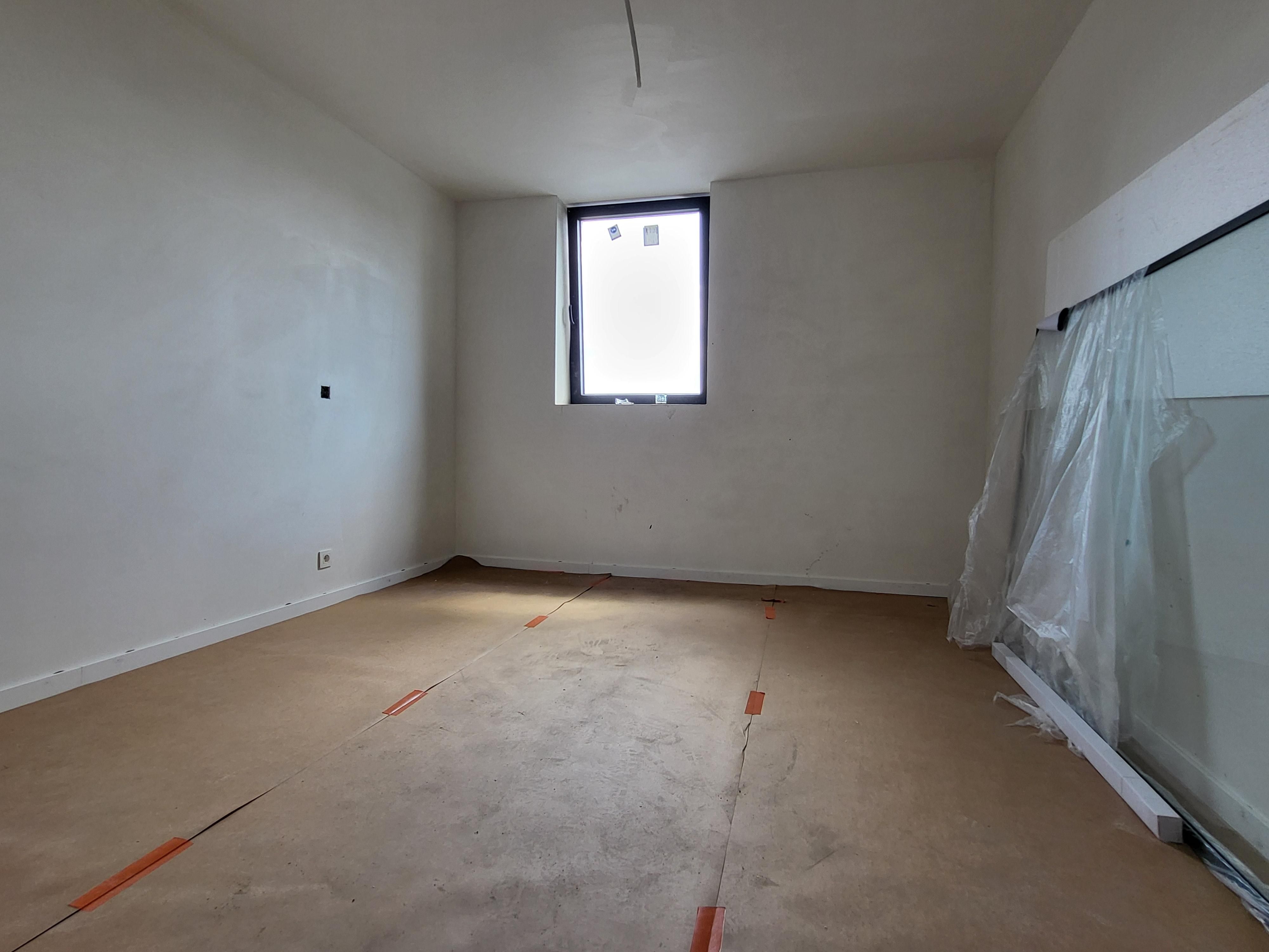 Woning 4 is een halfopen bebouwing  foto 14