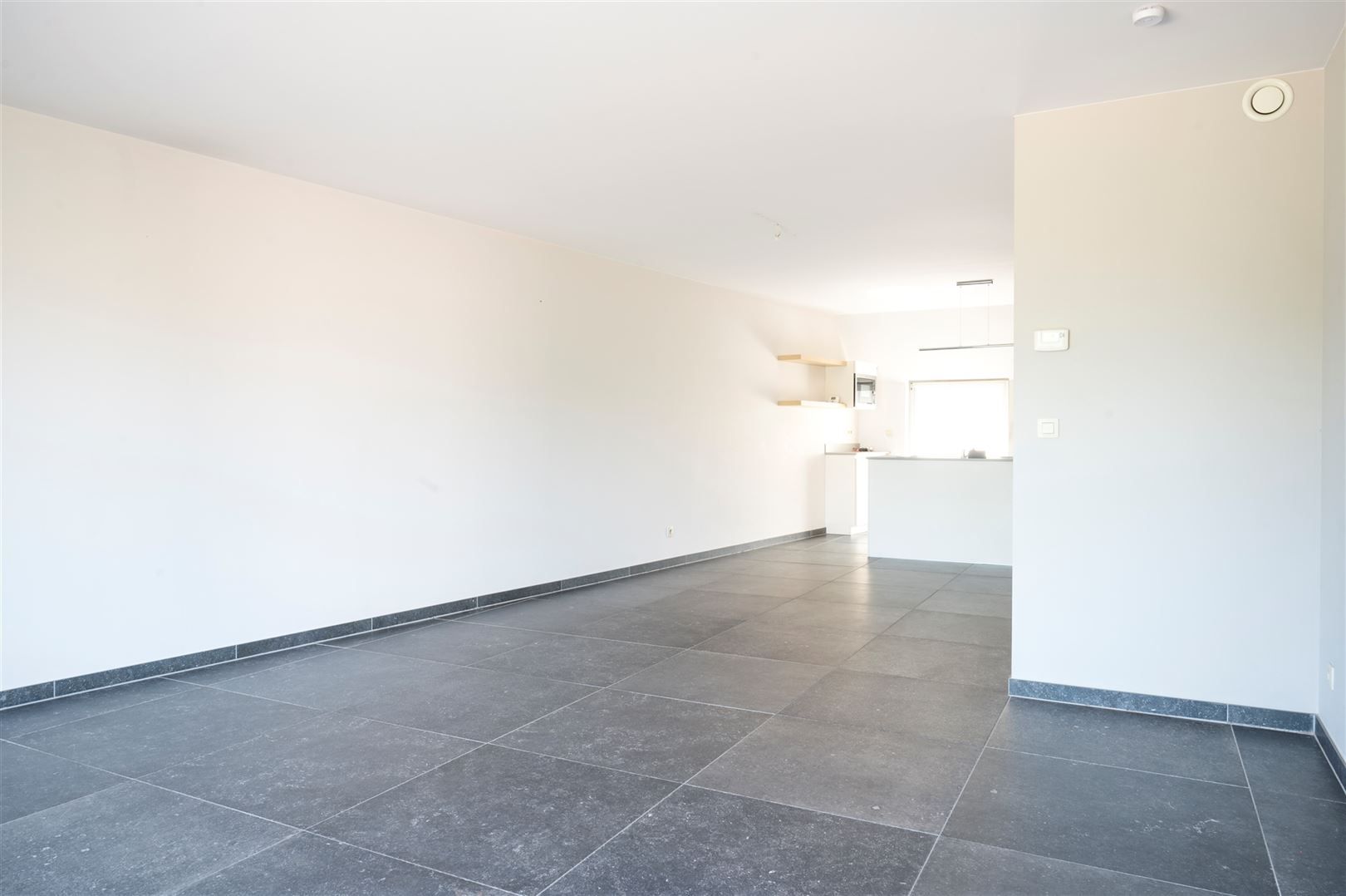2 slaapkamer app met zonnig terras foto 4