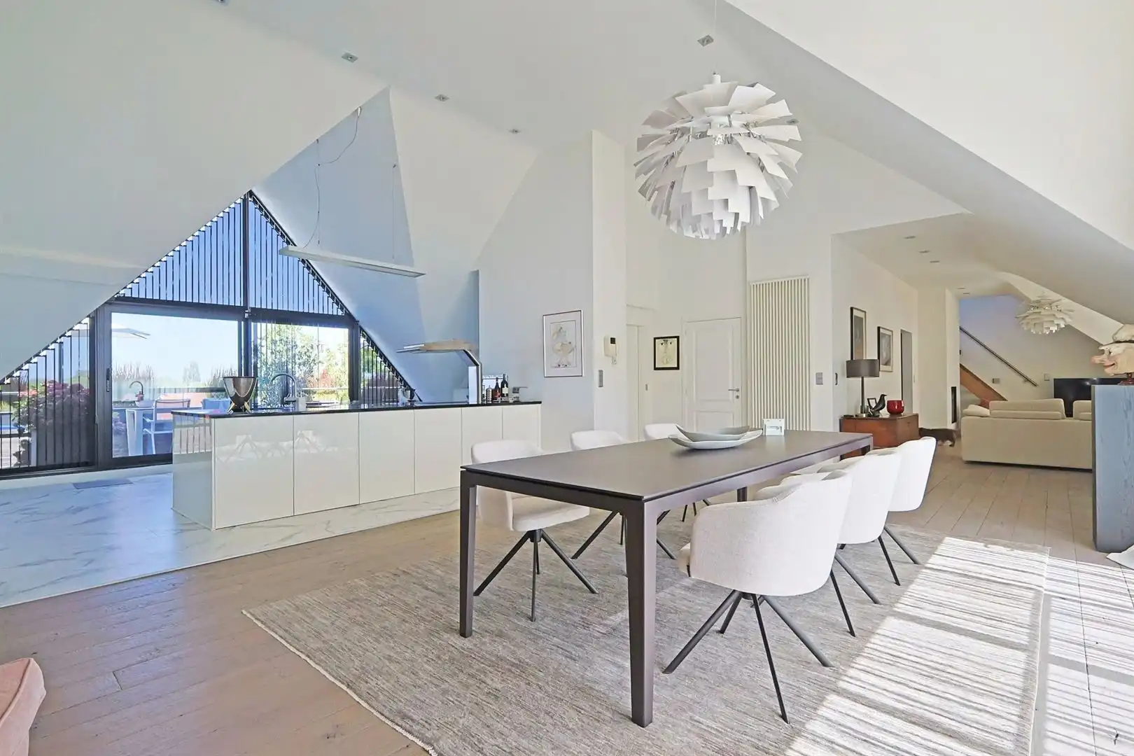 Ruim instapklaar appartement foto 6