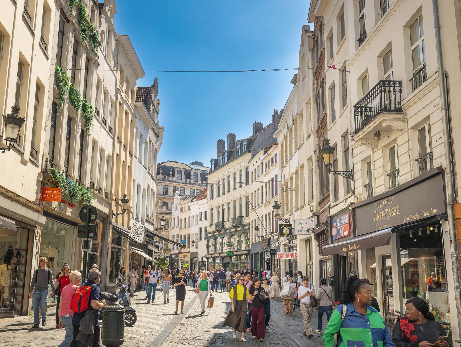 Recente studio gelegen aan de Grote Markt foto 16