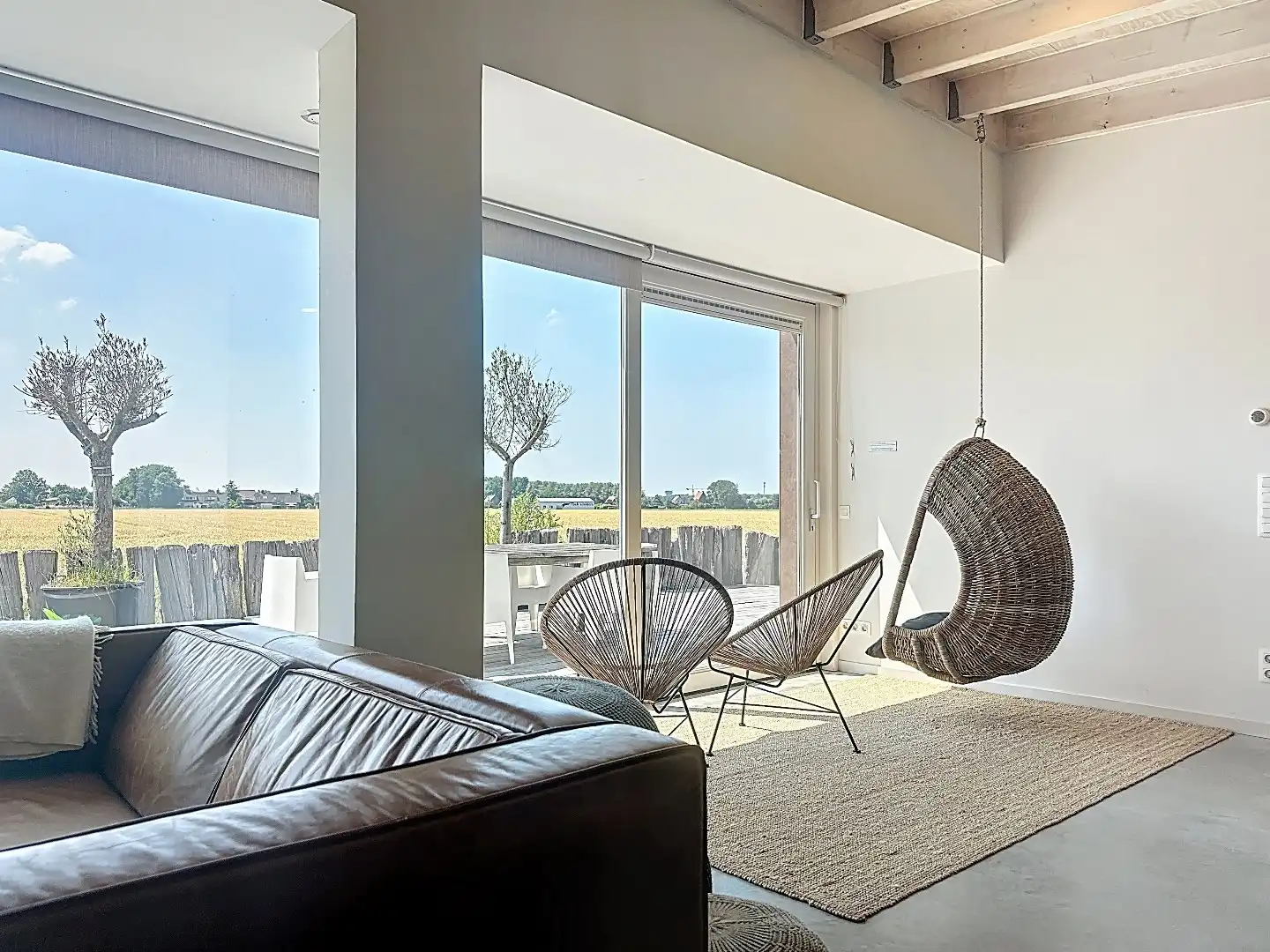 Exclusieve dijkwoning met eigen guesthouse foto 21