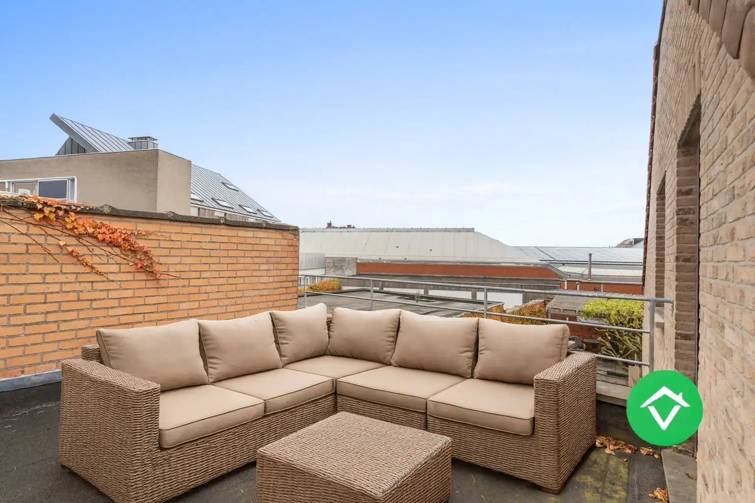 Veelzijdig handelspand met woonst en twee verhuurde appartementen in centrum Aartrijke foto 15