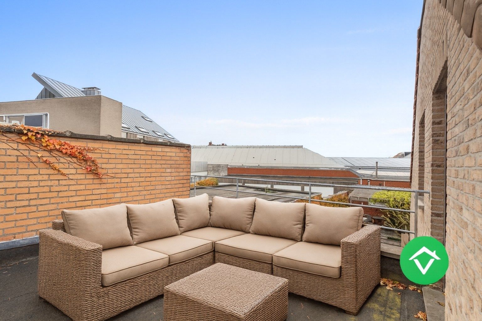 Veelzijdig handelspand met woonst en twee verhuurde appartementen in centrum Aartrijke foto 15