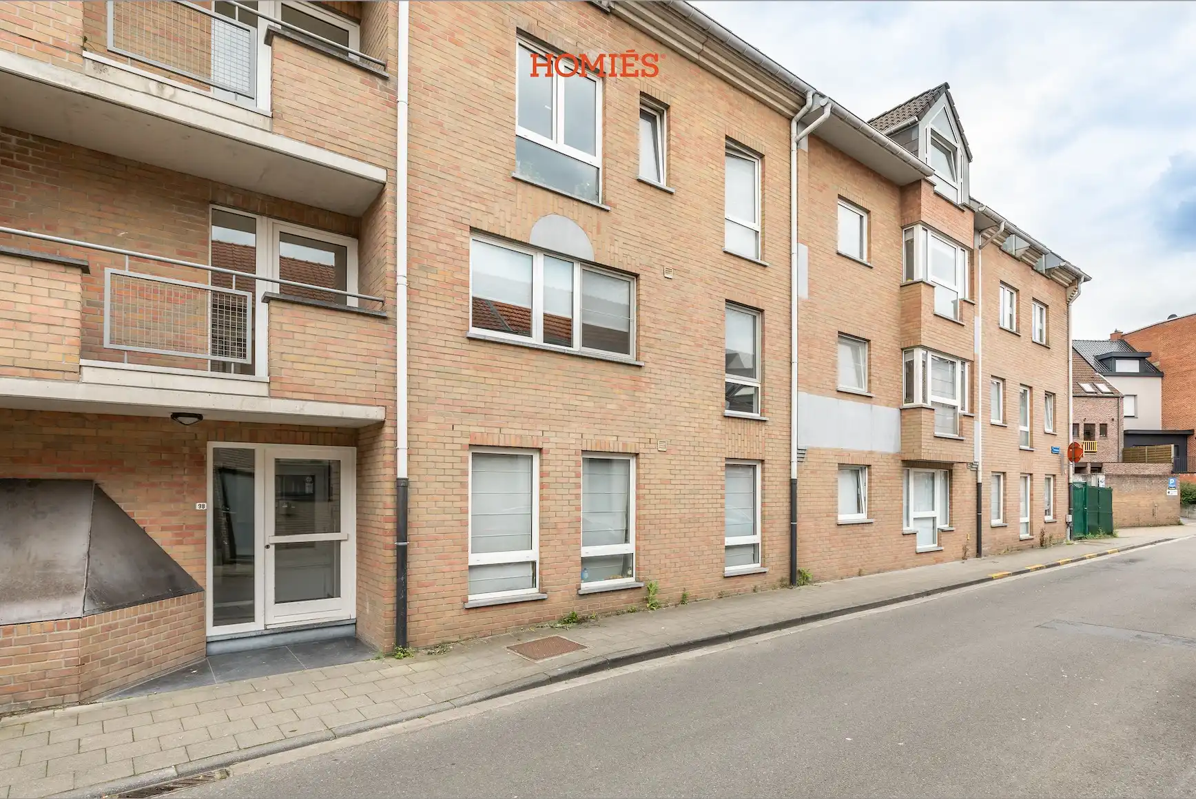 Staanplaatsen in gebouw City Gardens te huur! foto 2