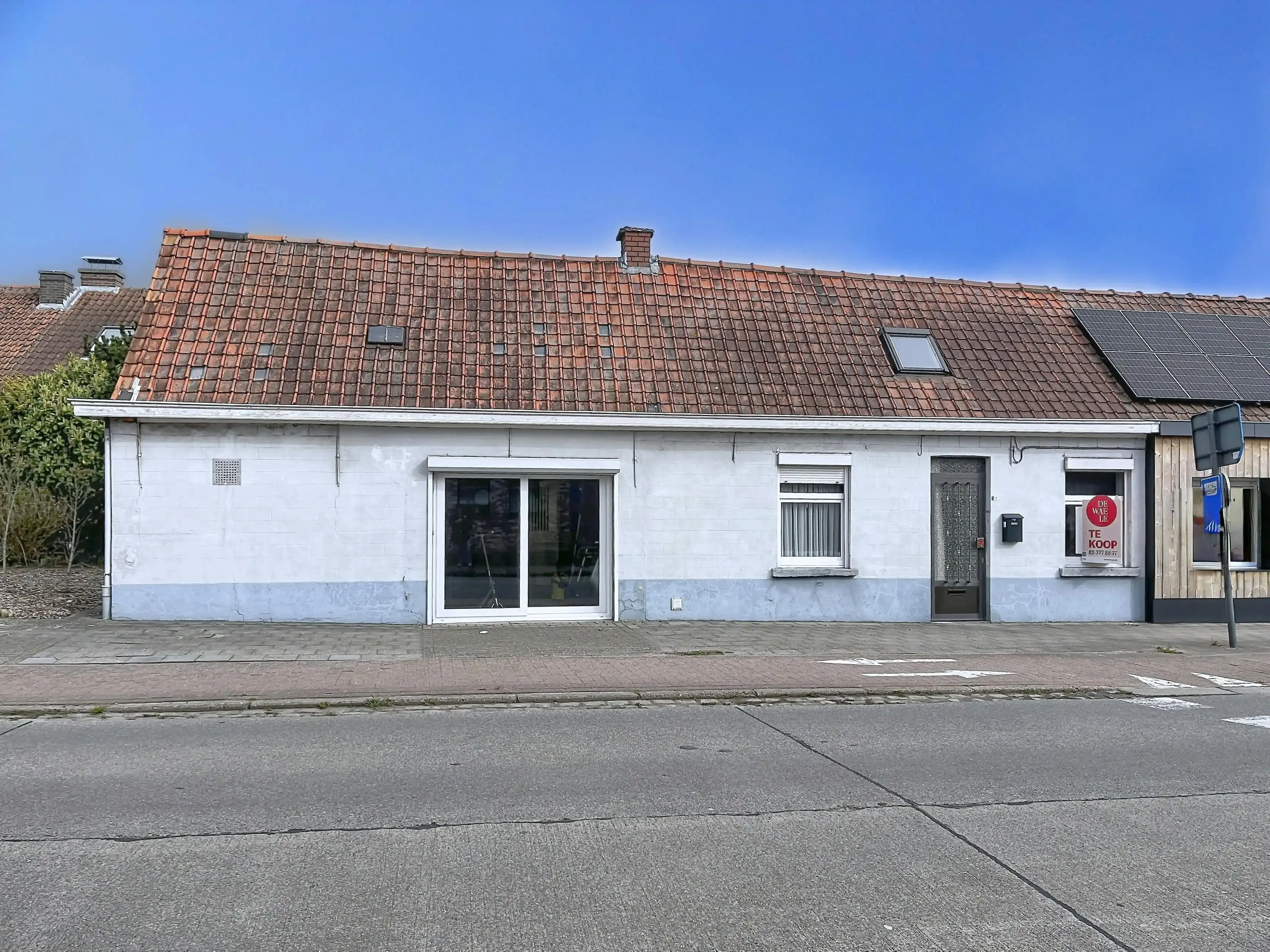Hoofdfoto van de publicatie: Te renoveren woning in het centrum van Ursel