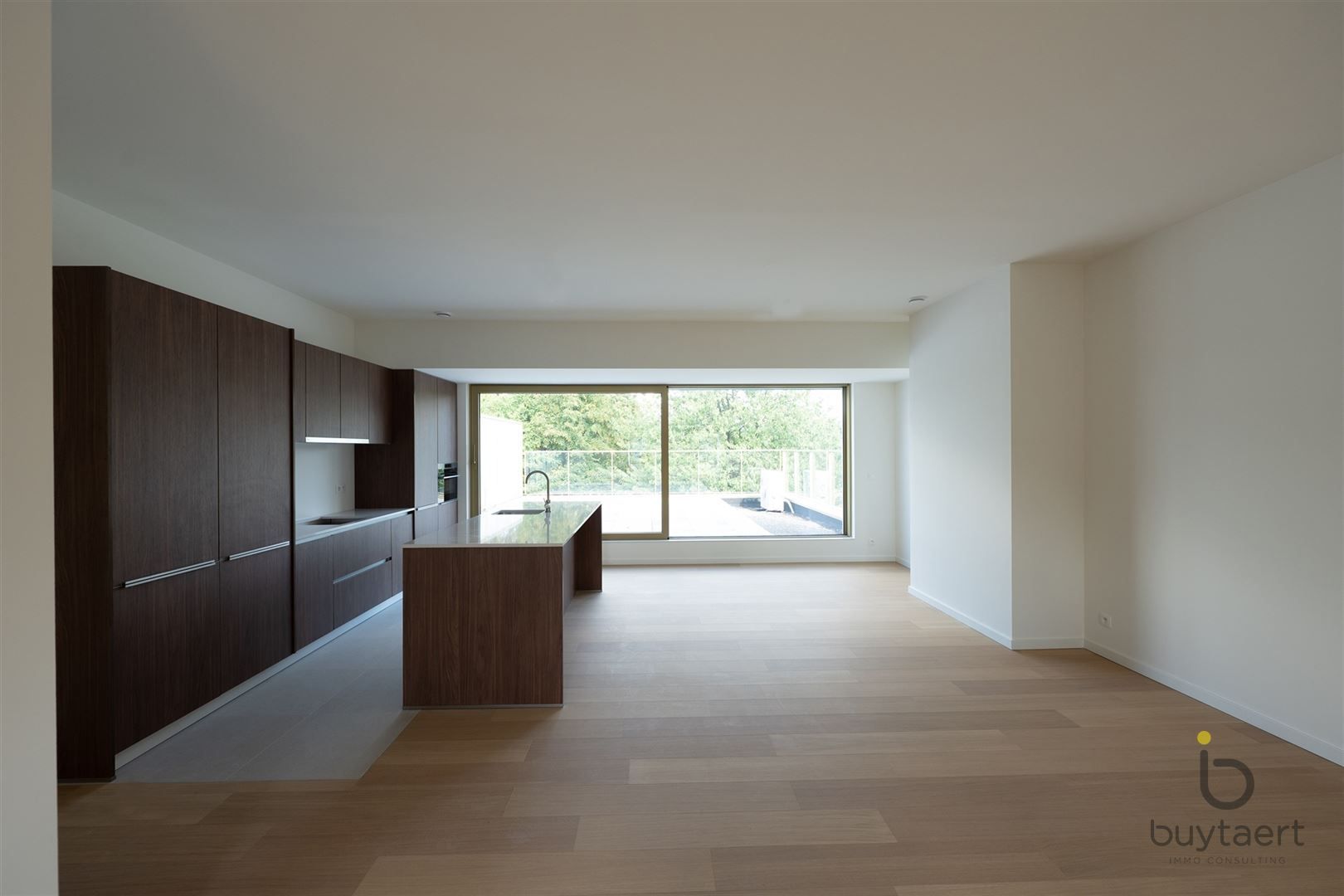 Beleef luxe, comfort en energiezuinigheid in een karaktervolle architectuur. foto 9