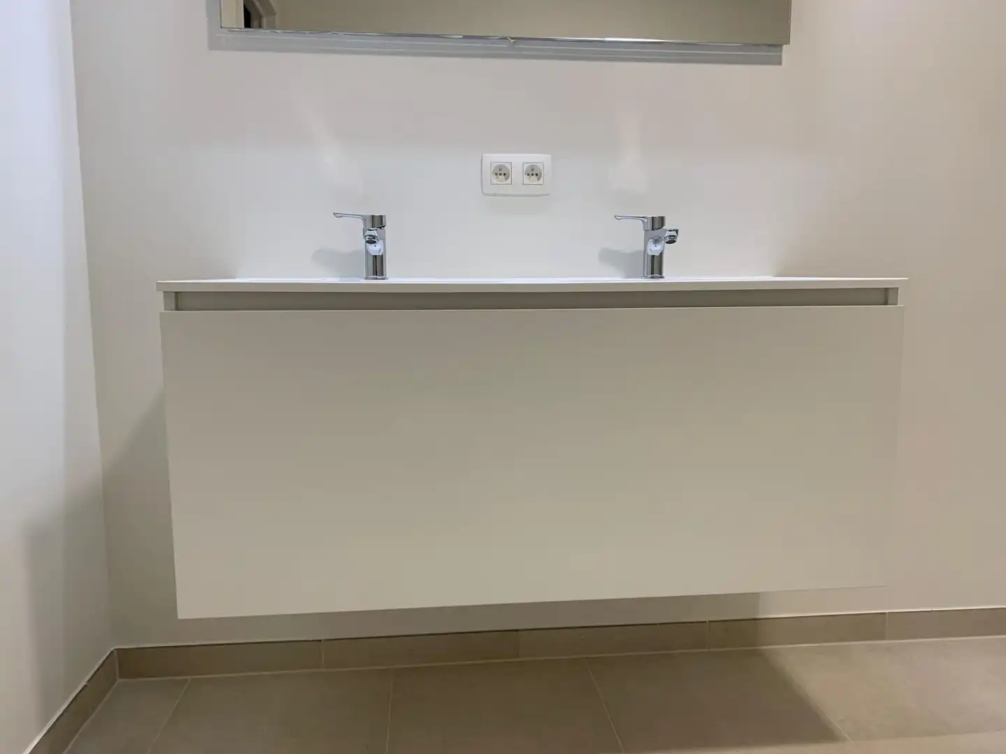 ✨ Exclusief nieuwbouw appartement,  gelijkvloers met zeer mooi terras . foto 11