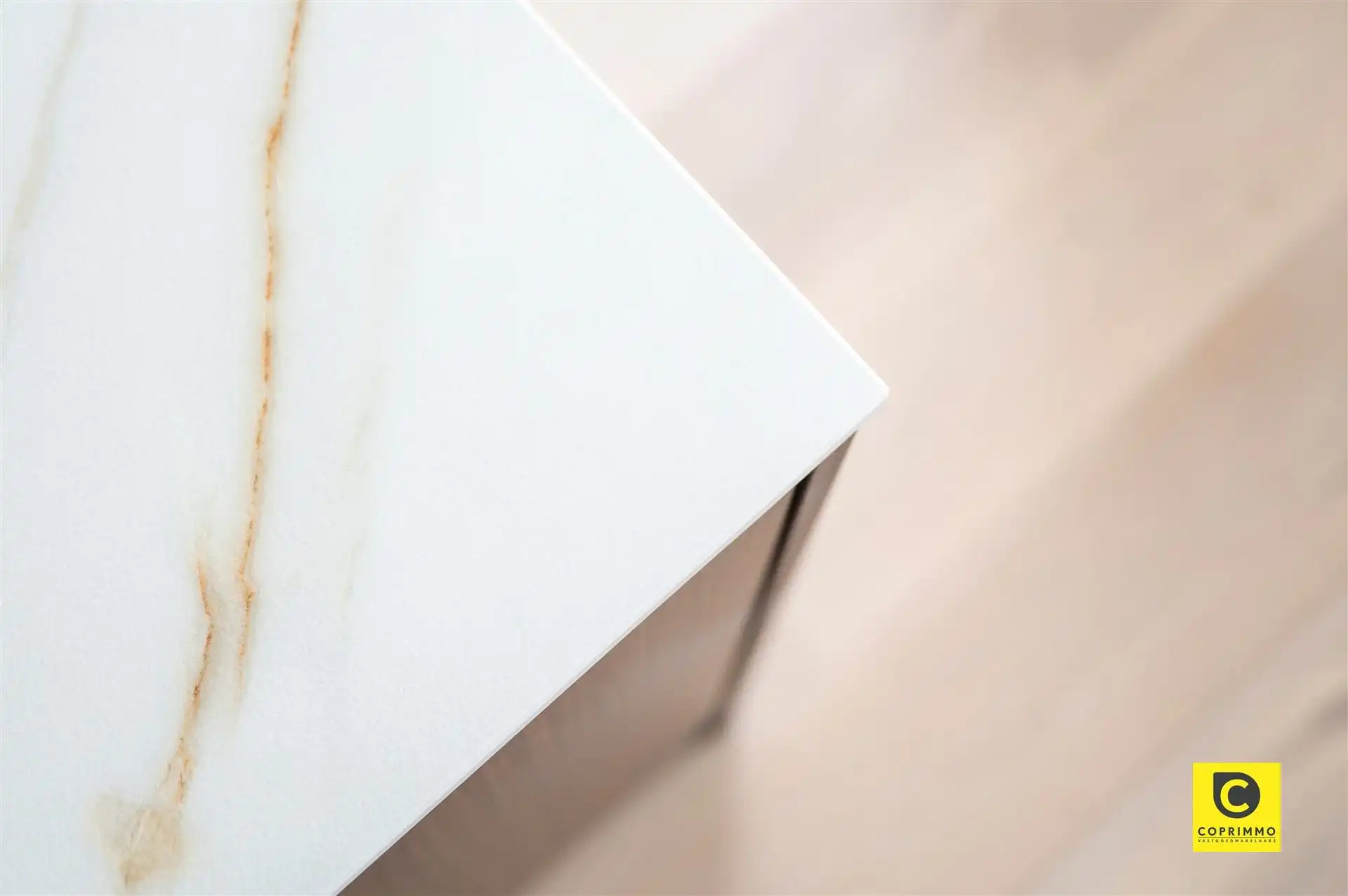 Prachtig 2 slaapkamer app foto 5