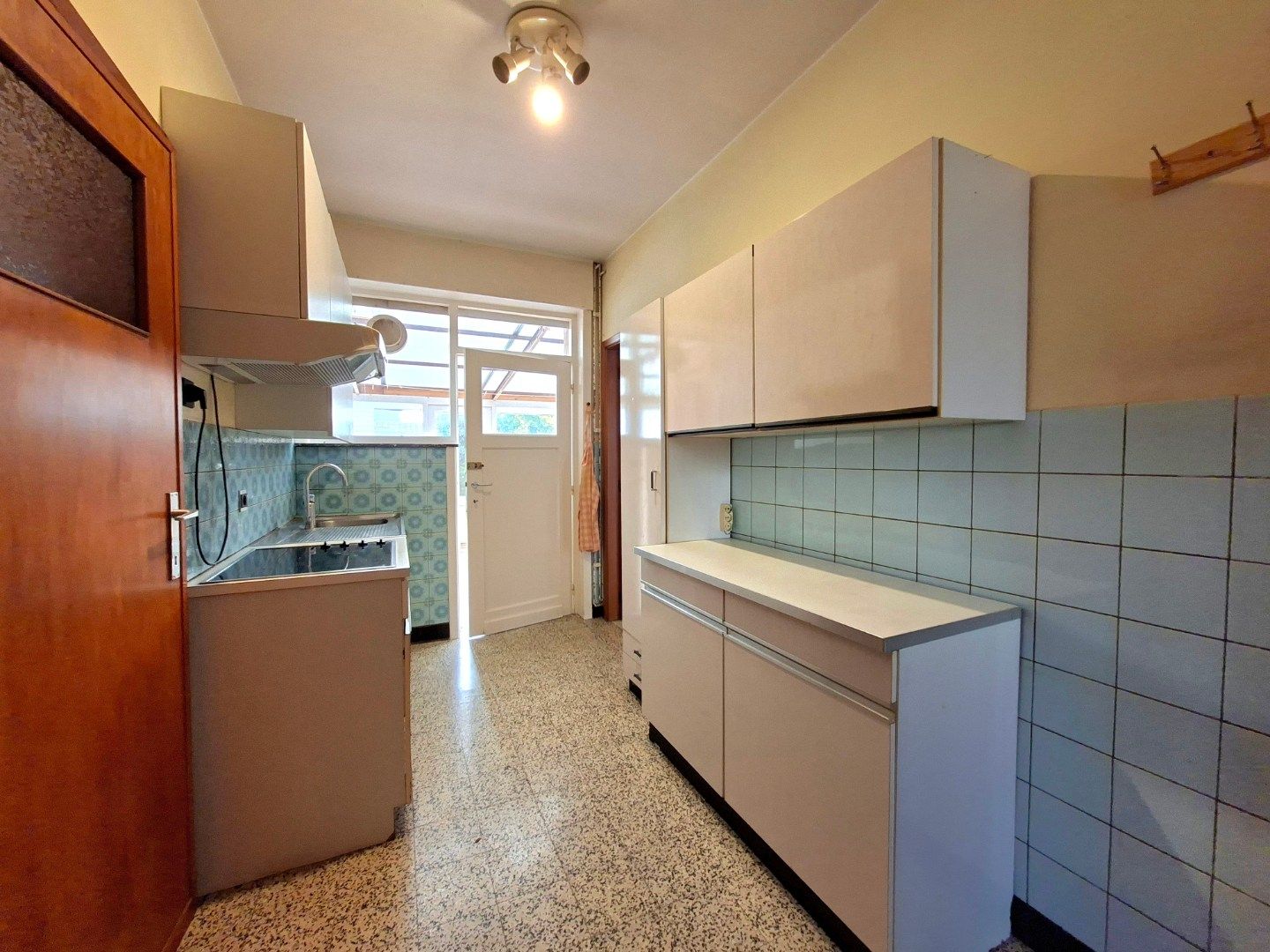 Ruime goed gelegen woning  foto 4