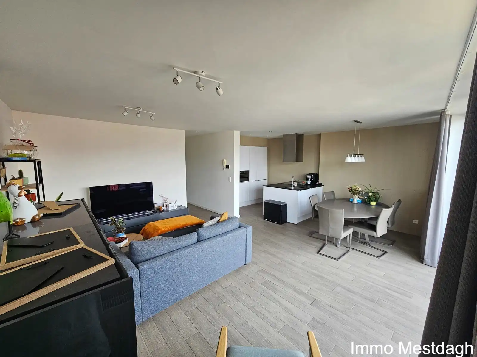 Te huur in Diest: Modern, energiezuinig appartement met terras foto 5