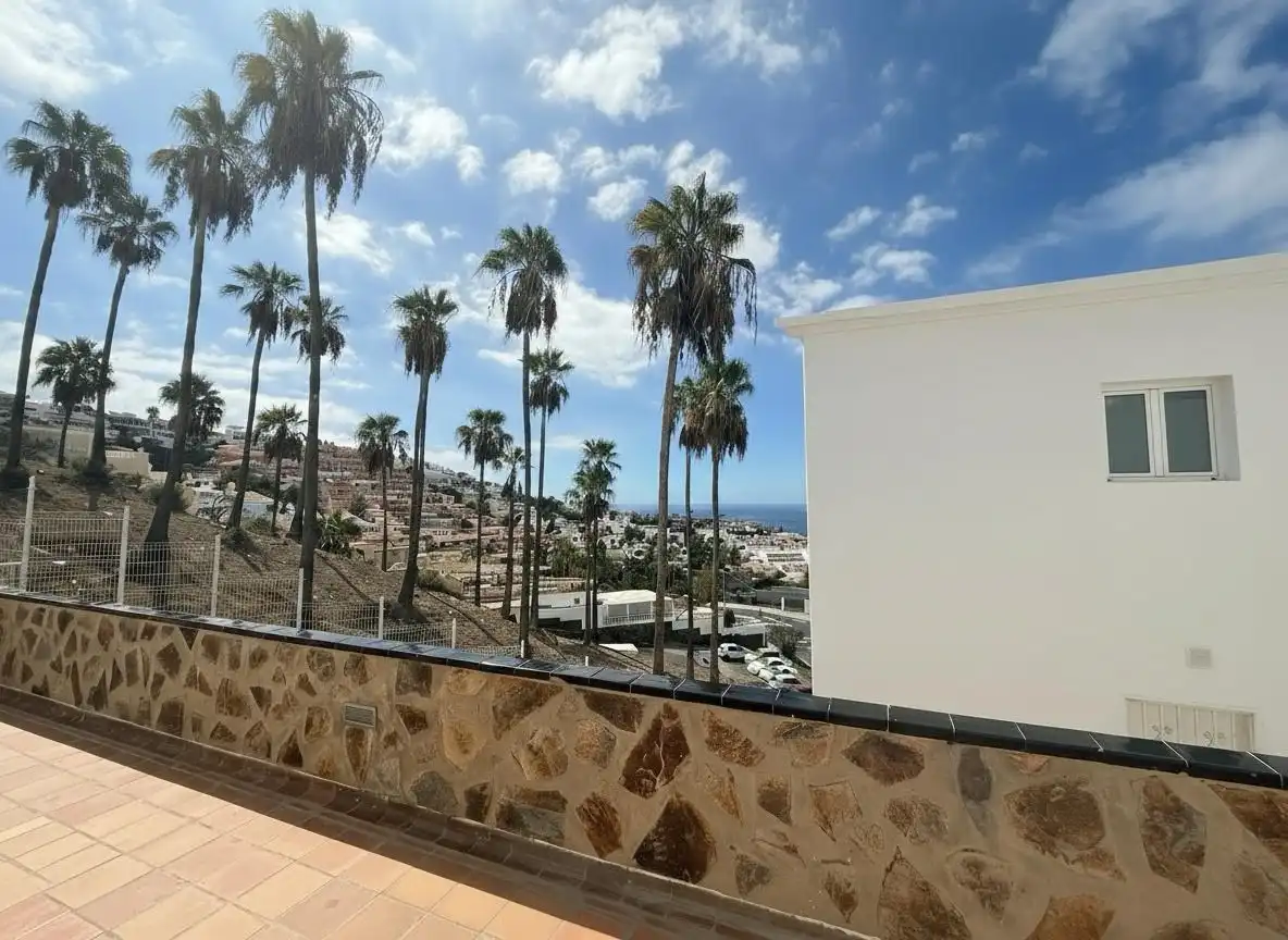 Rustig gelegen duplex appartement met twee slaapkamers foto 12