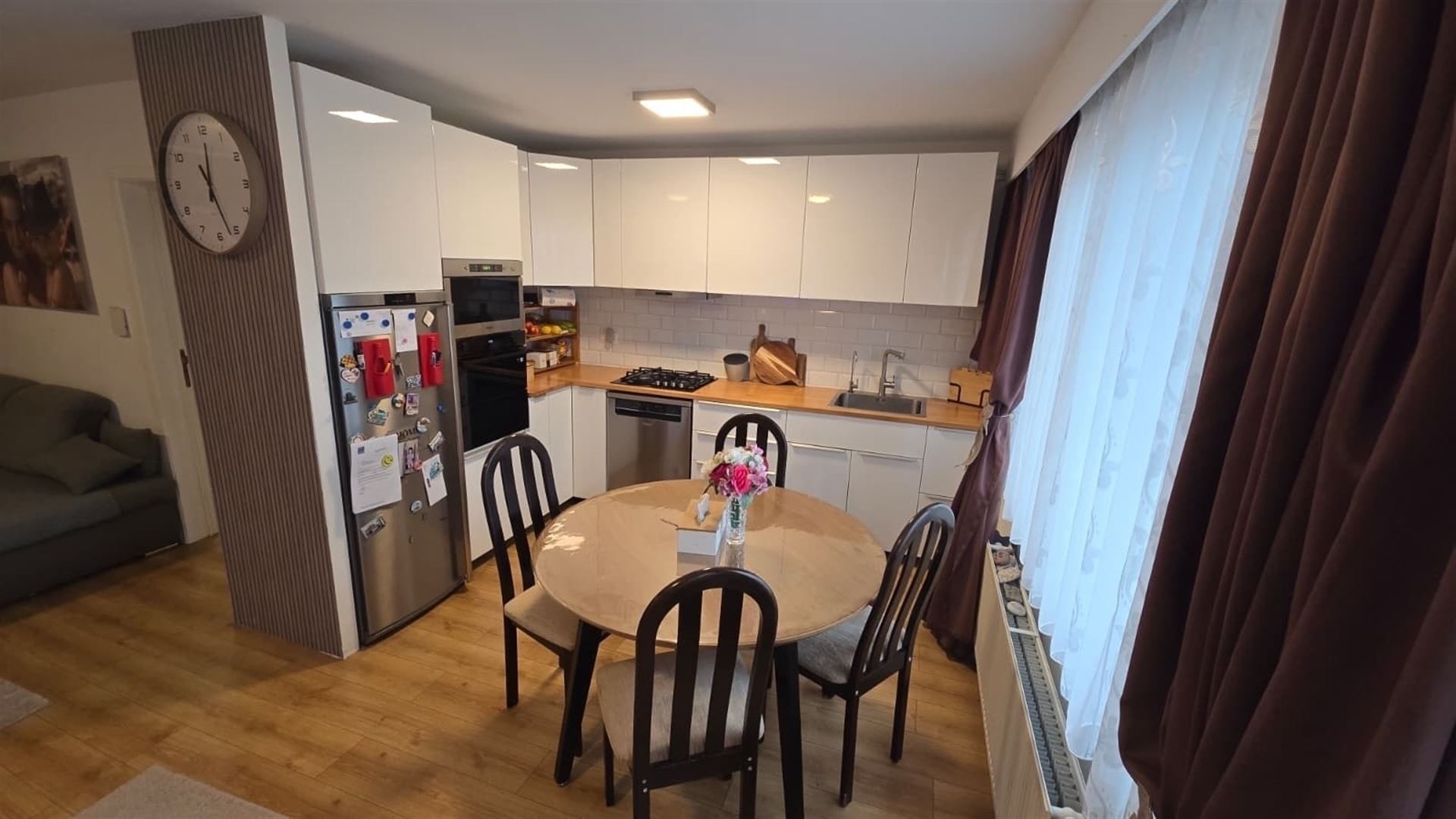 Gelijkvloersappartement met tuin en mogelijkheid tot aankoop garage! foto 2