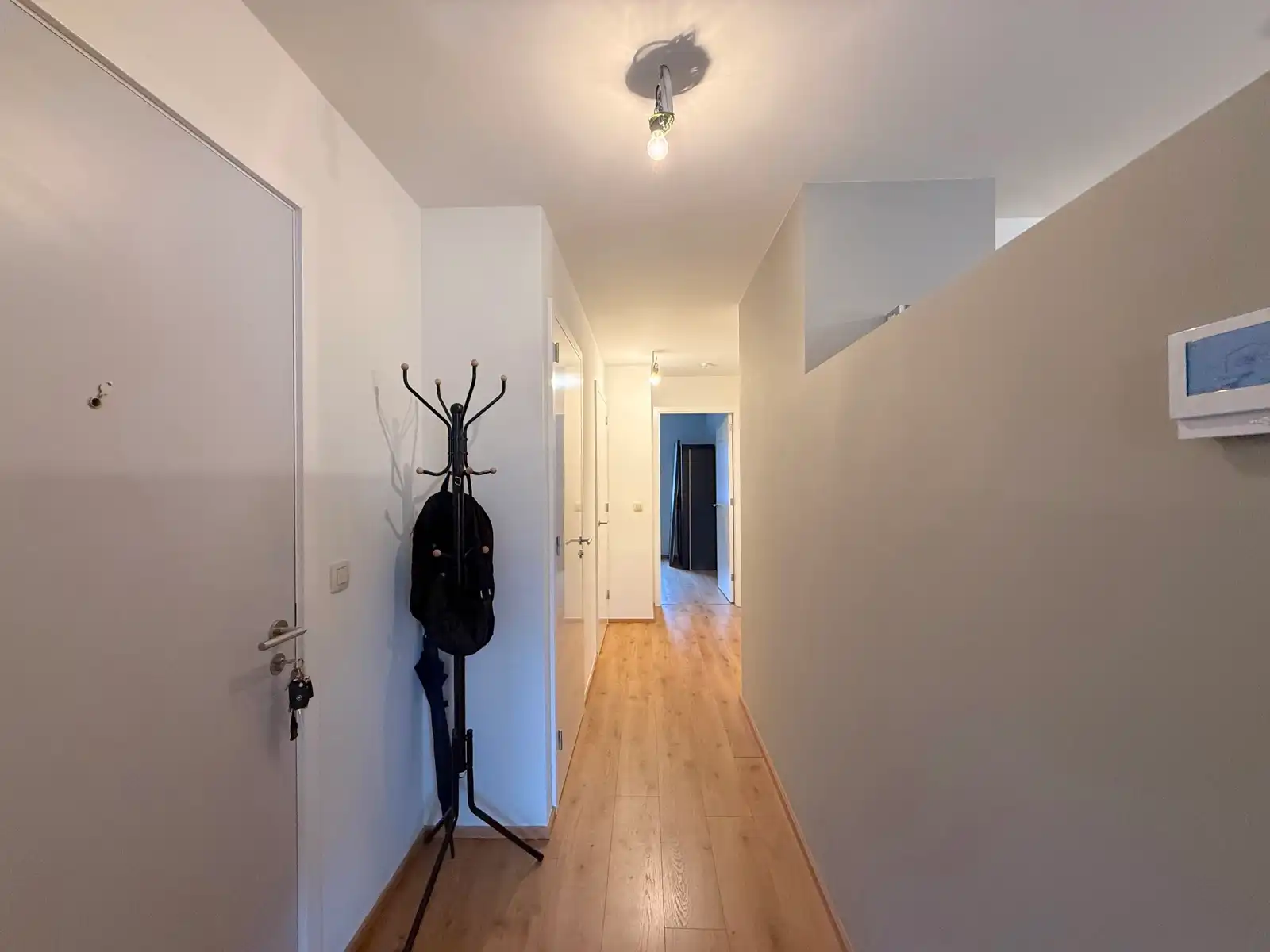 Recent appartement (1ste V.) met 2 slaapkamers en terras  foto 2