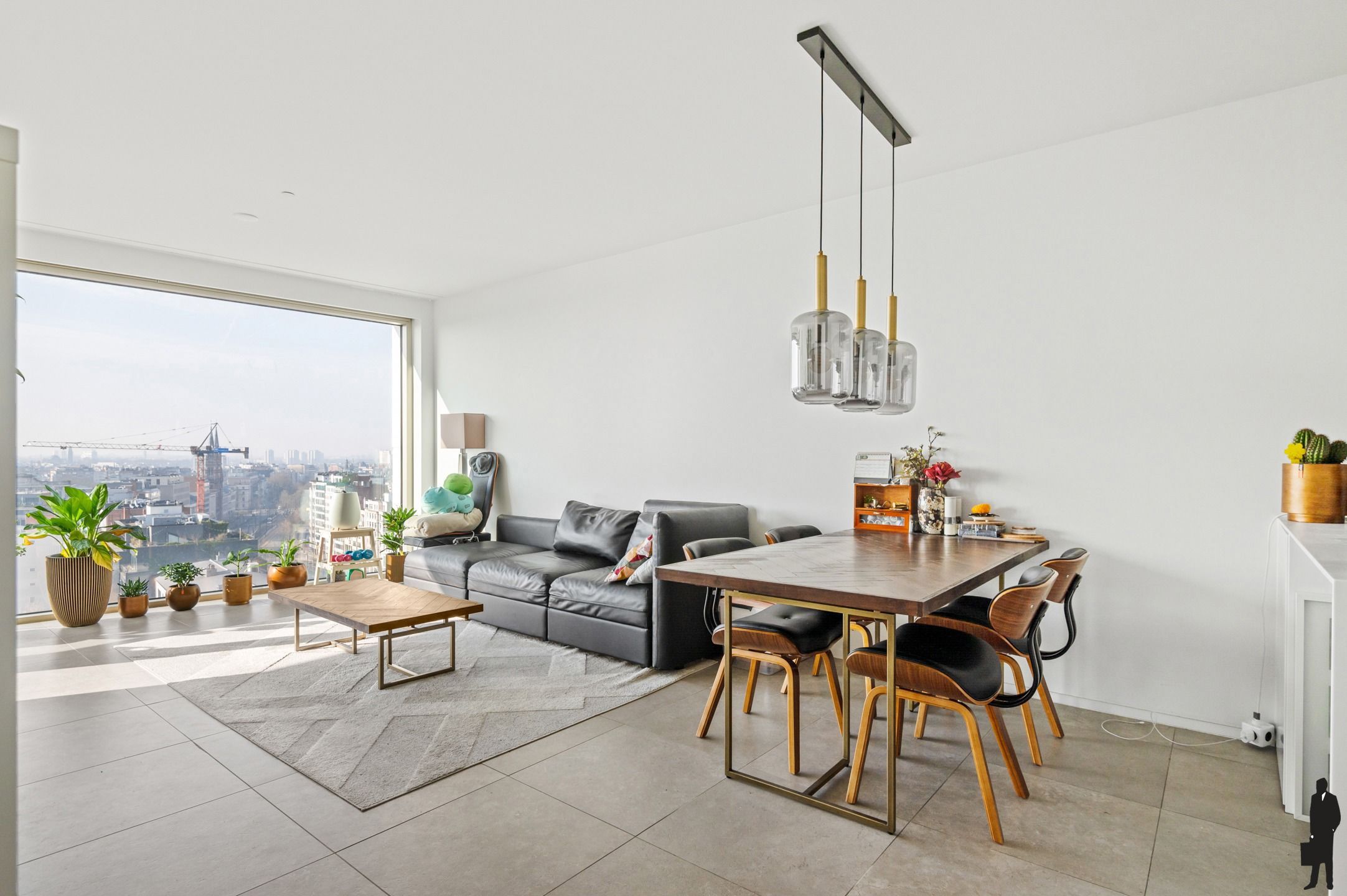 Zuidgericht appartement in de Antwerp Tower – Adembenemend zicht over de stad foto 3