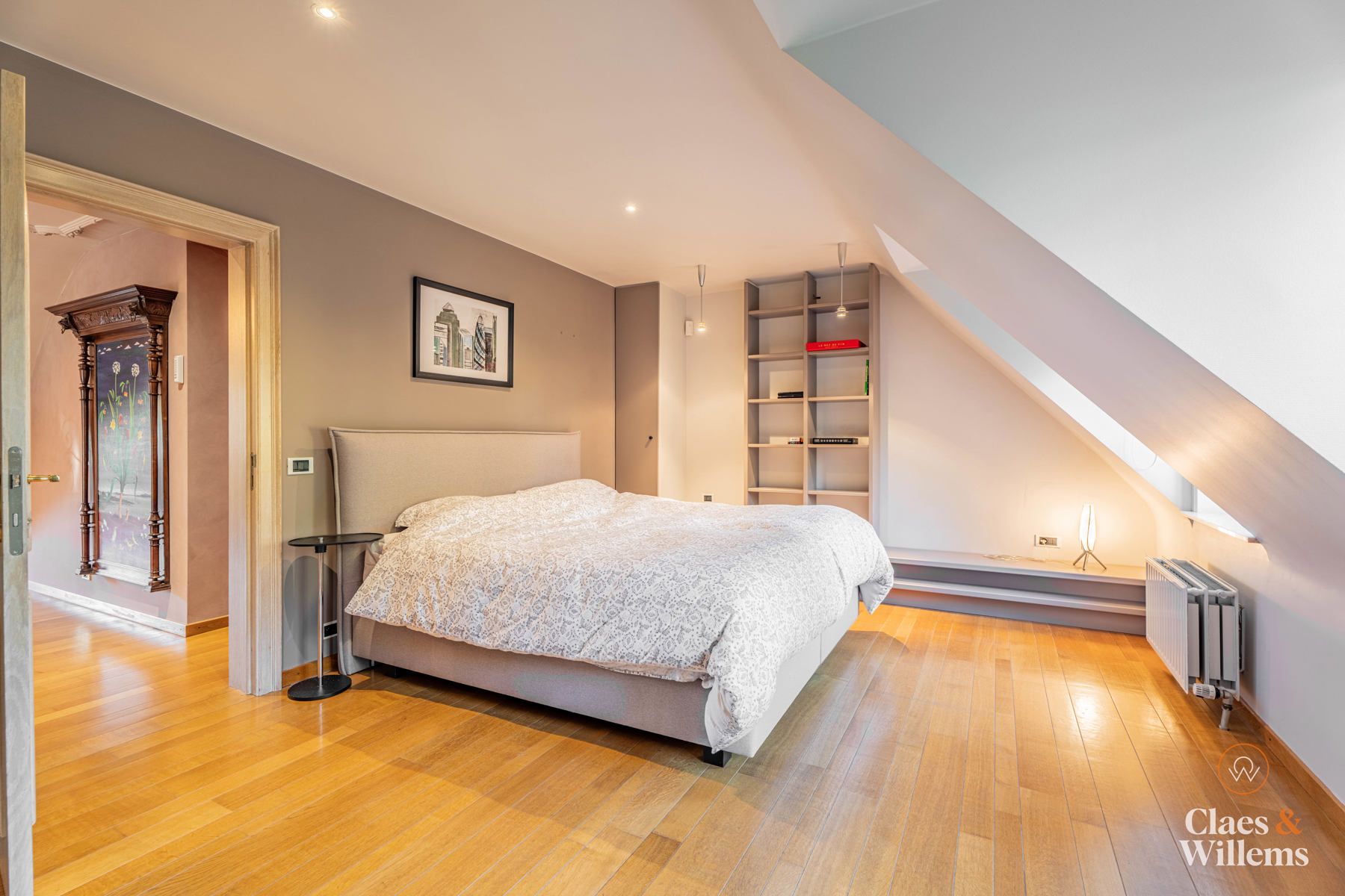 Ruime gezinswoning met praktijk- of kantoorruimte foto 23