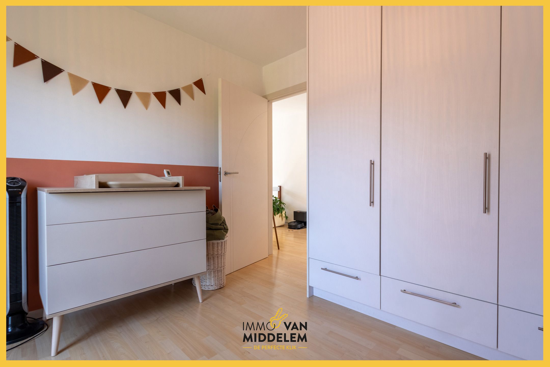 INSTAPKLARE GEZINSWONING MET 3 KAMERS, GARAGE EN TUIN foto 13