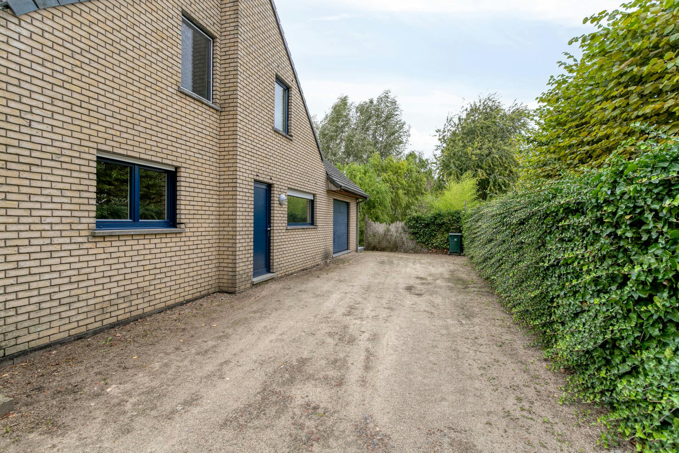 Ruime villa met 5 kamers te koop in Desselgem foto 27