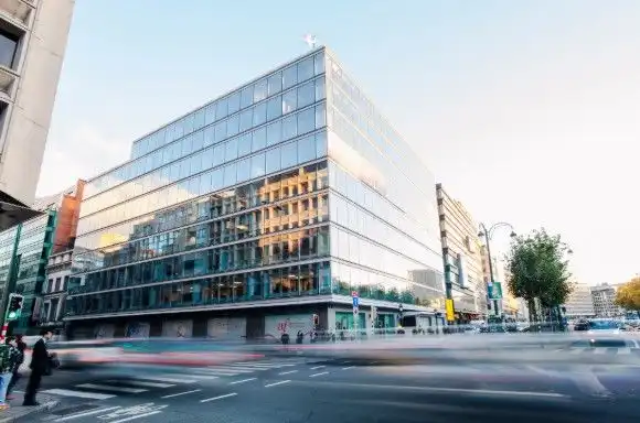 Avenue des Arts 46, 1000 Brussel foto {{pictureIndex}}