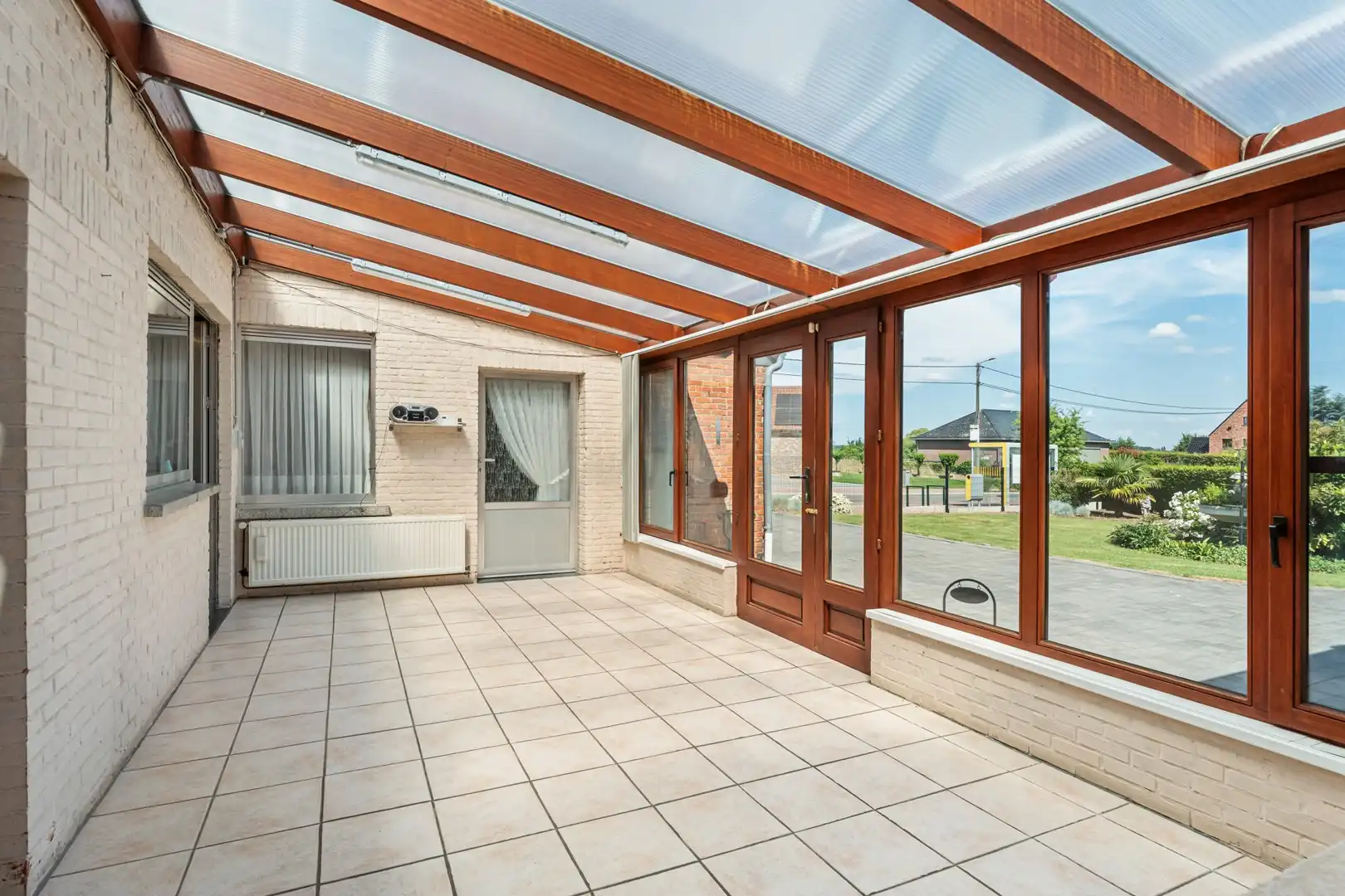 Charmante gezinswoning met prachtige tuin op een perceel van ca. 3.348 m² foto 11